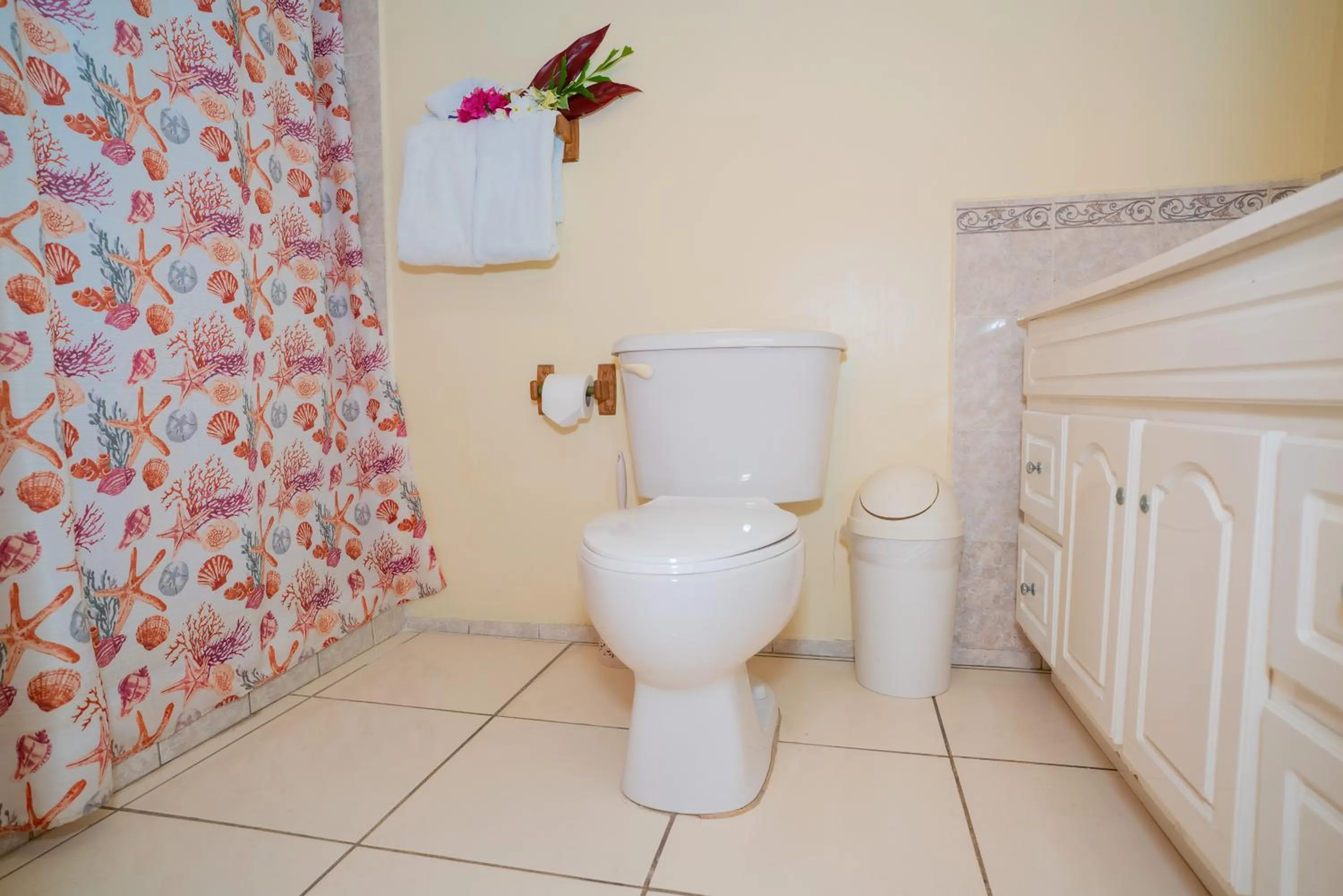 Connie's Comfort Suites