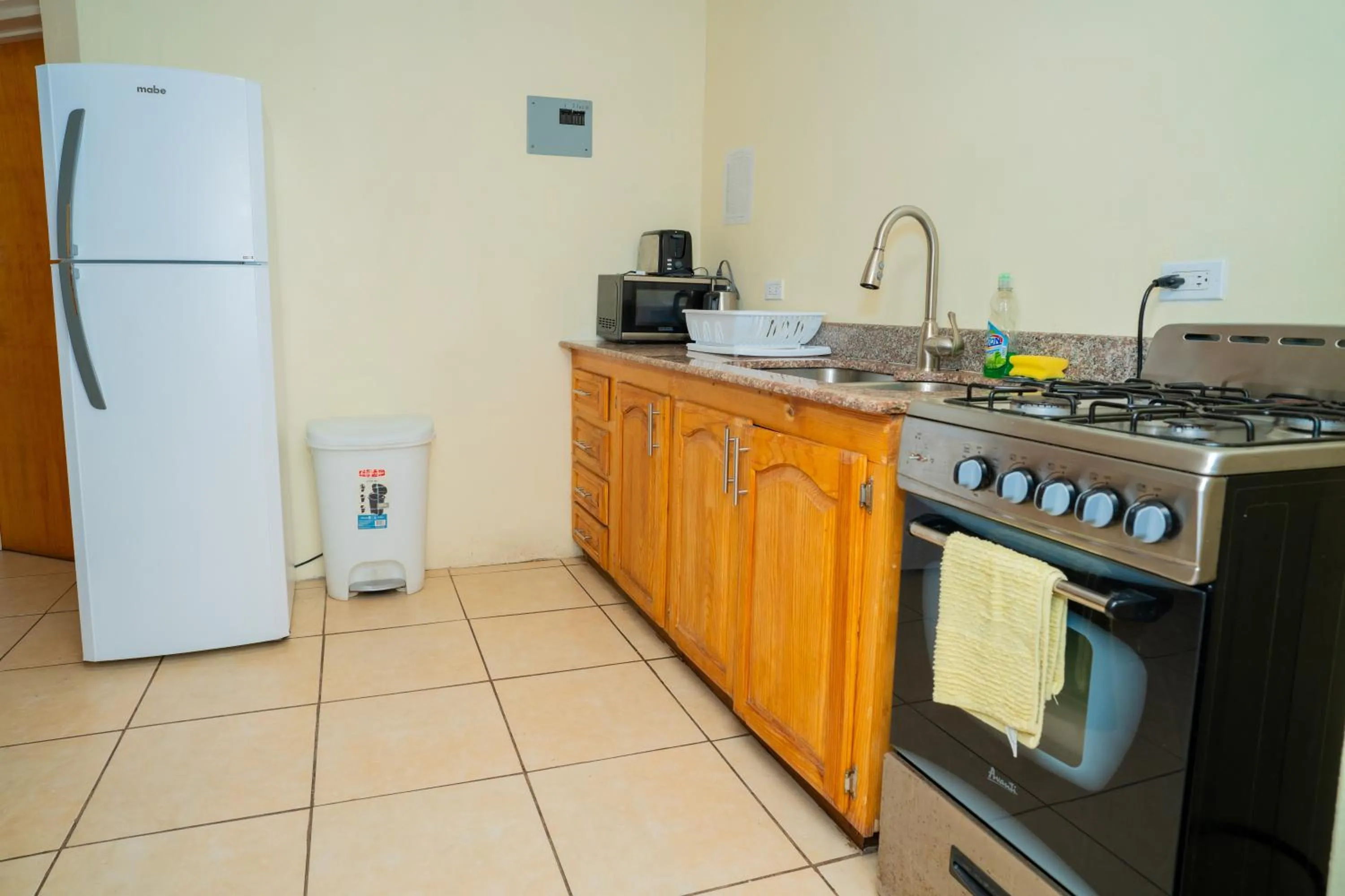 Connie's Comfort Suites