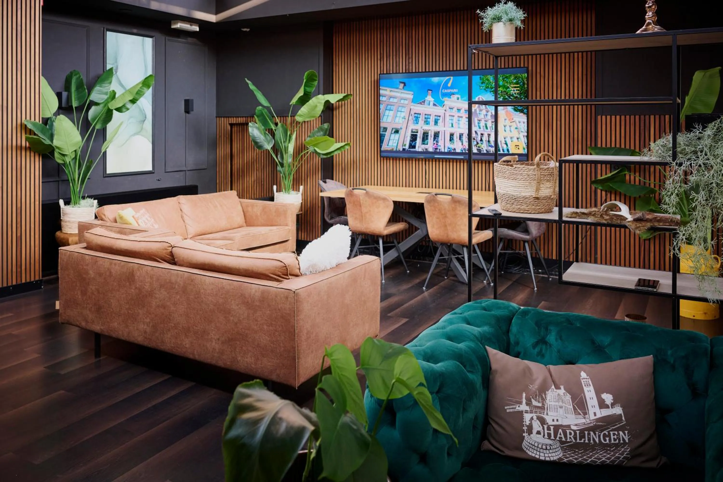 Communal lounge/ TV room in Hotel Anna Casparii