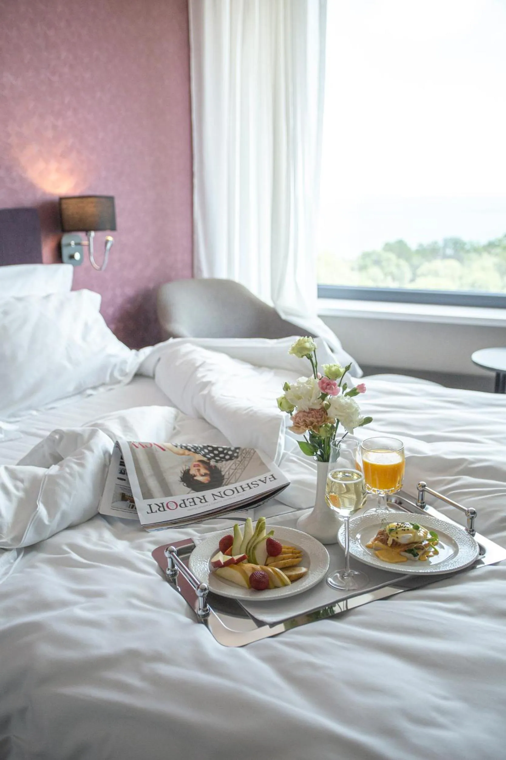 Photo of the whole room, Bed in Premier Hotel Odesa