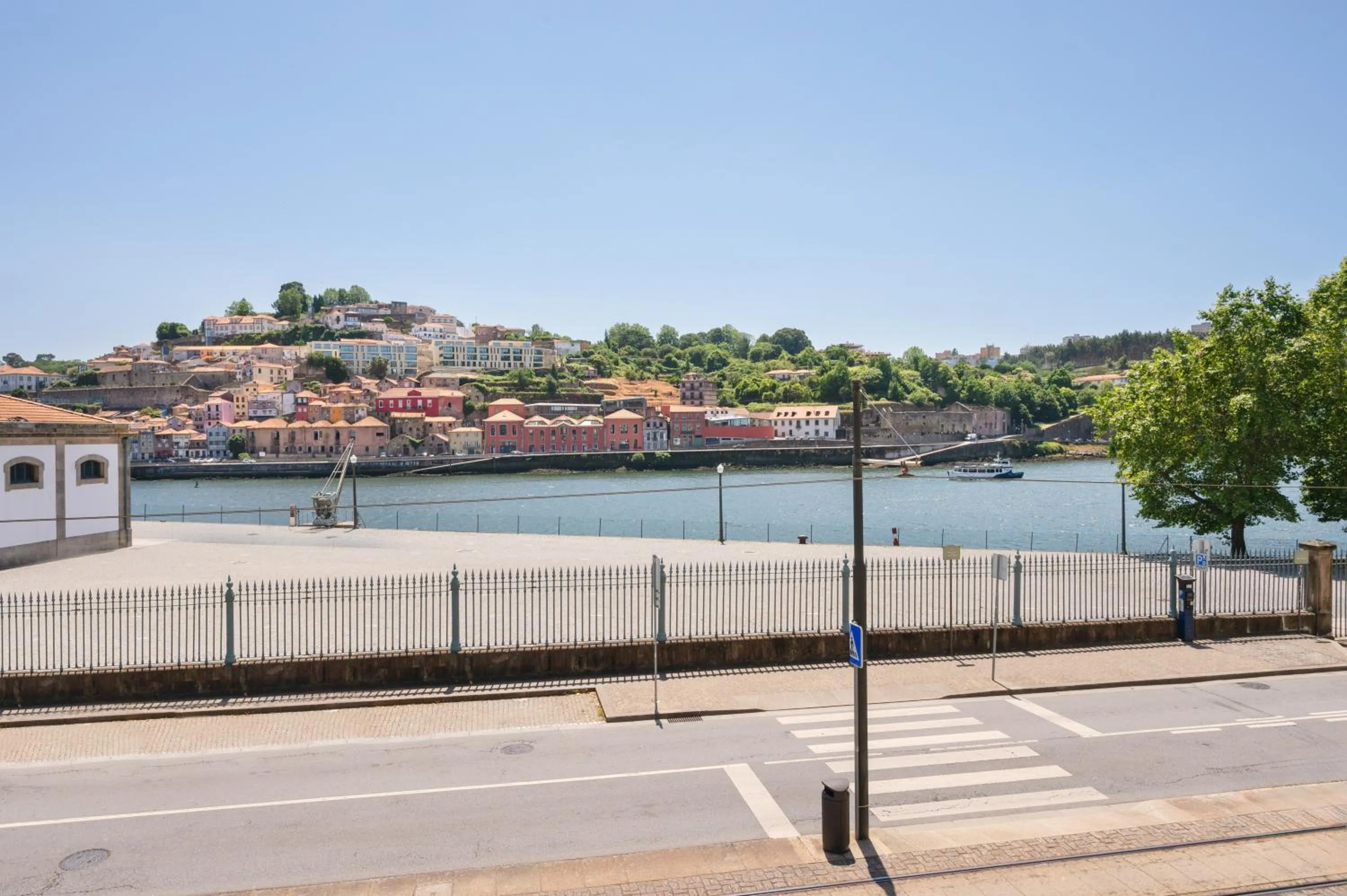 River view in Miragaia - Riverside Suites - Adults Only