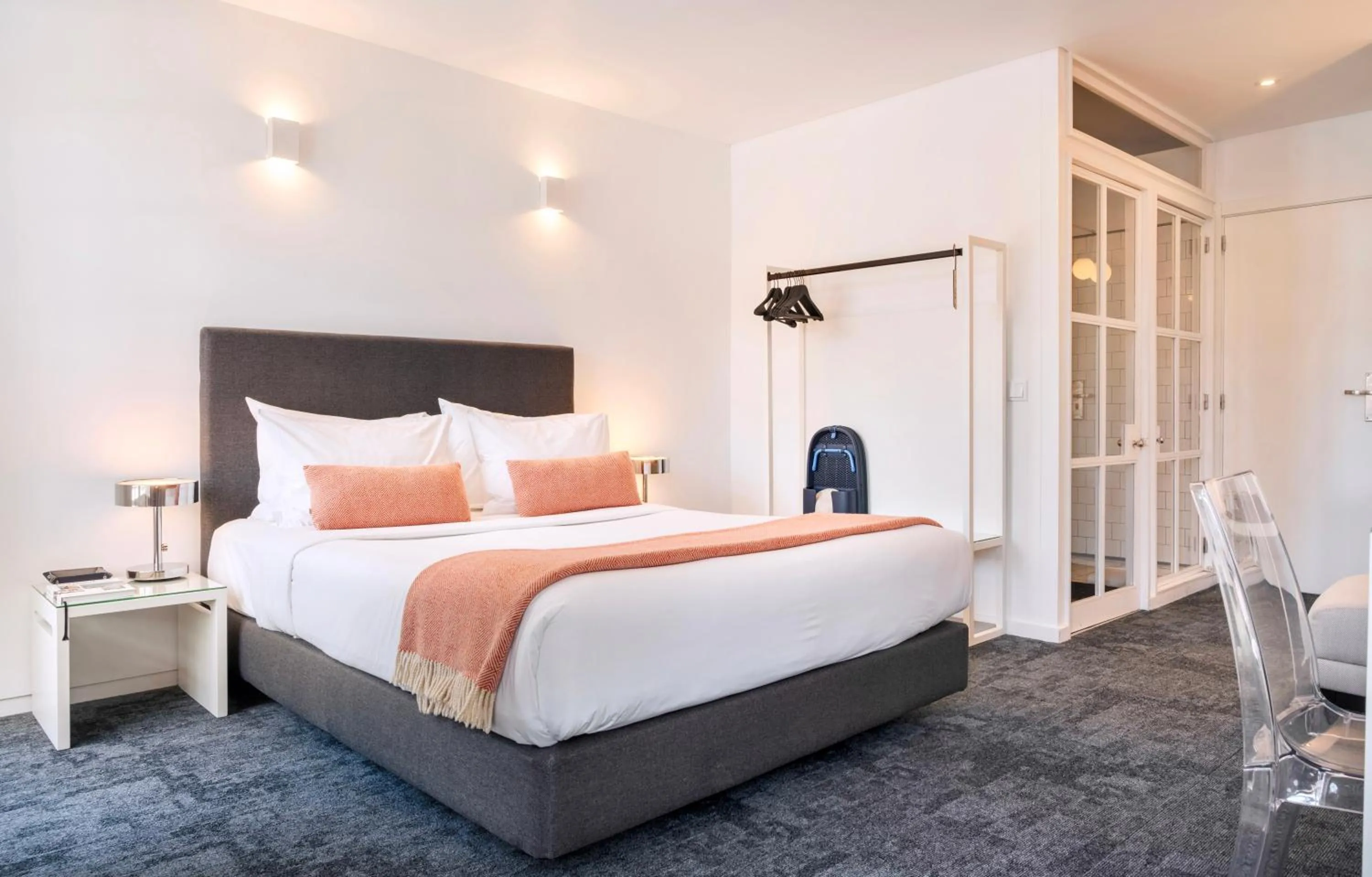 Decorative detail, Bed in Miragaia - Riverside Suites - Adults Only