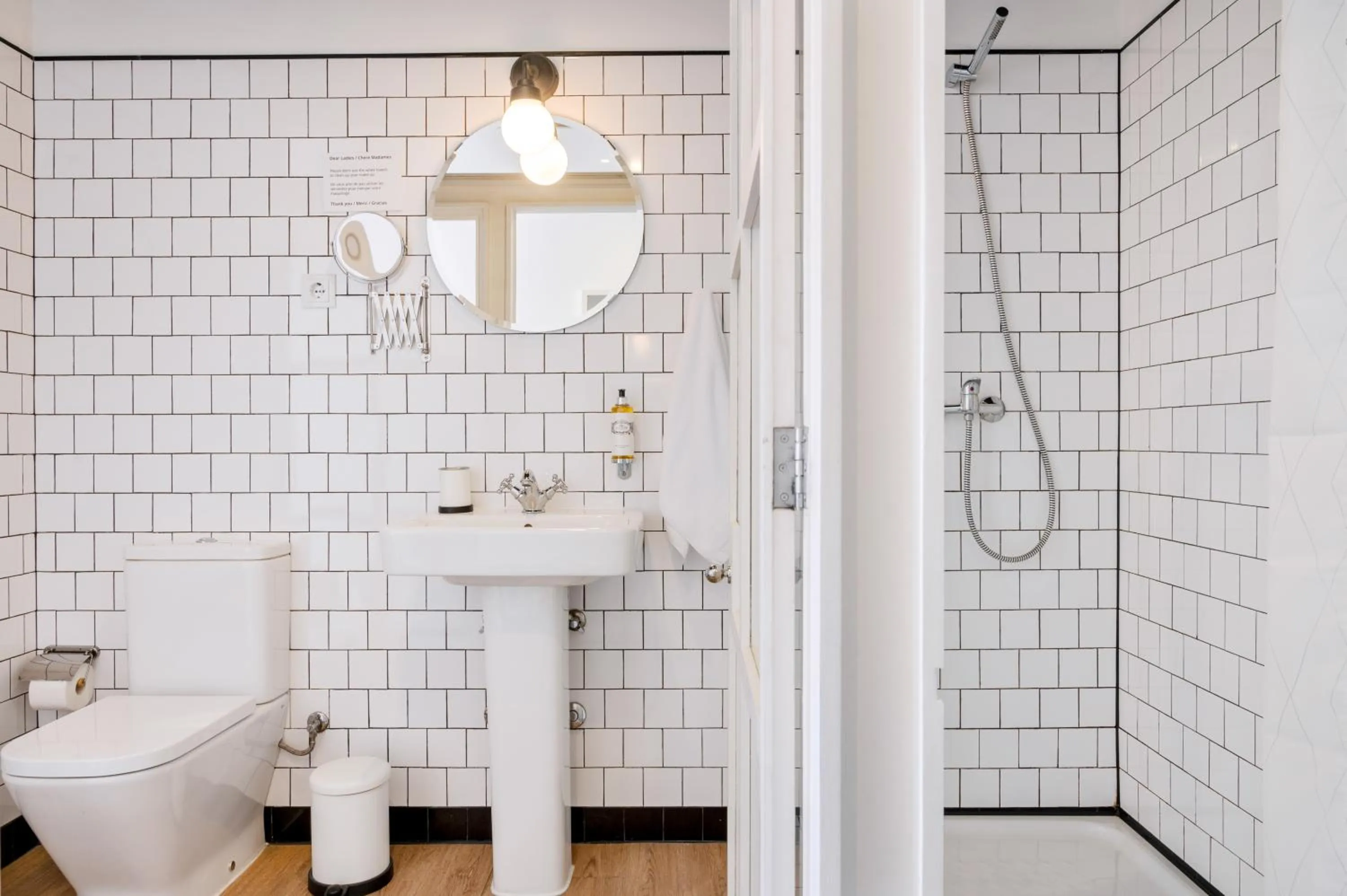 Bathroom in Miragaia - Riverside Suites - Adults Only