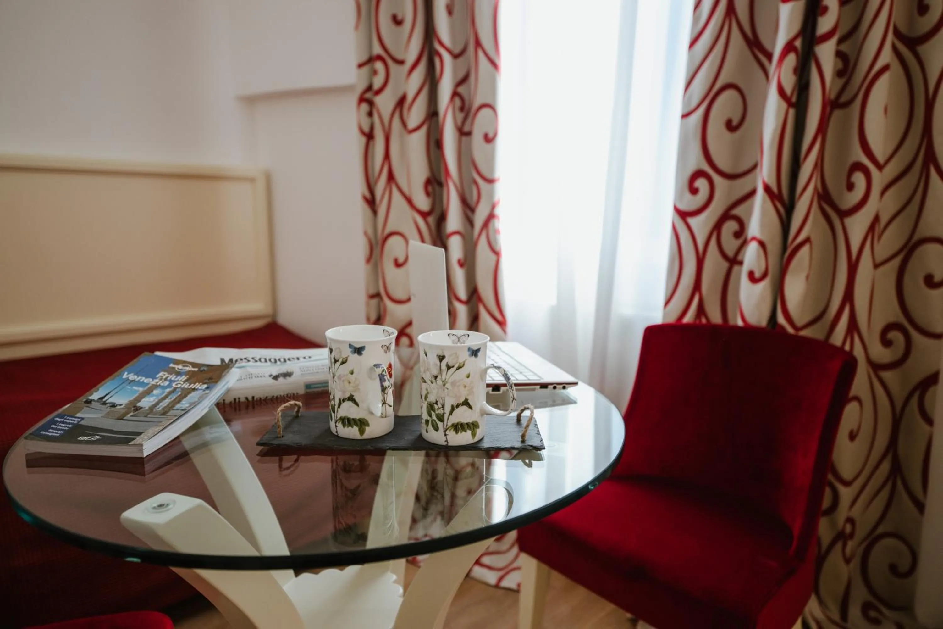 Coffee/tea facilities in Hotel Città di Parenzo