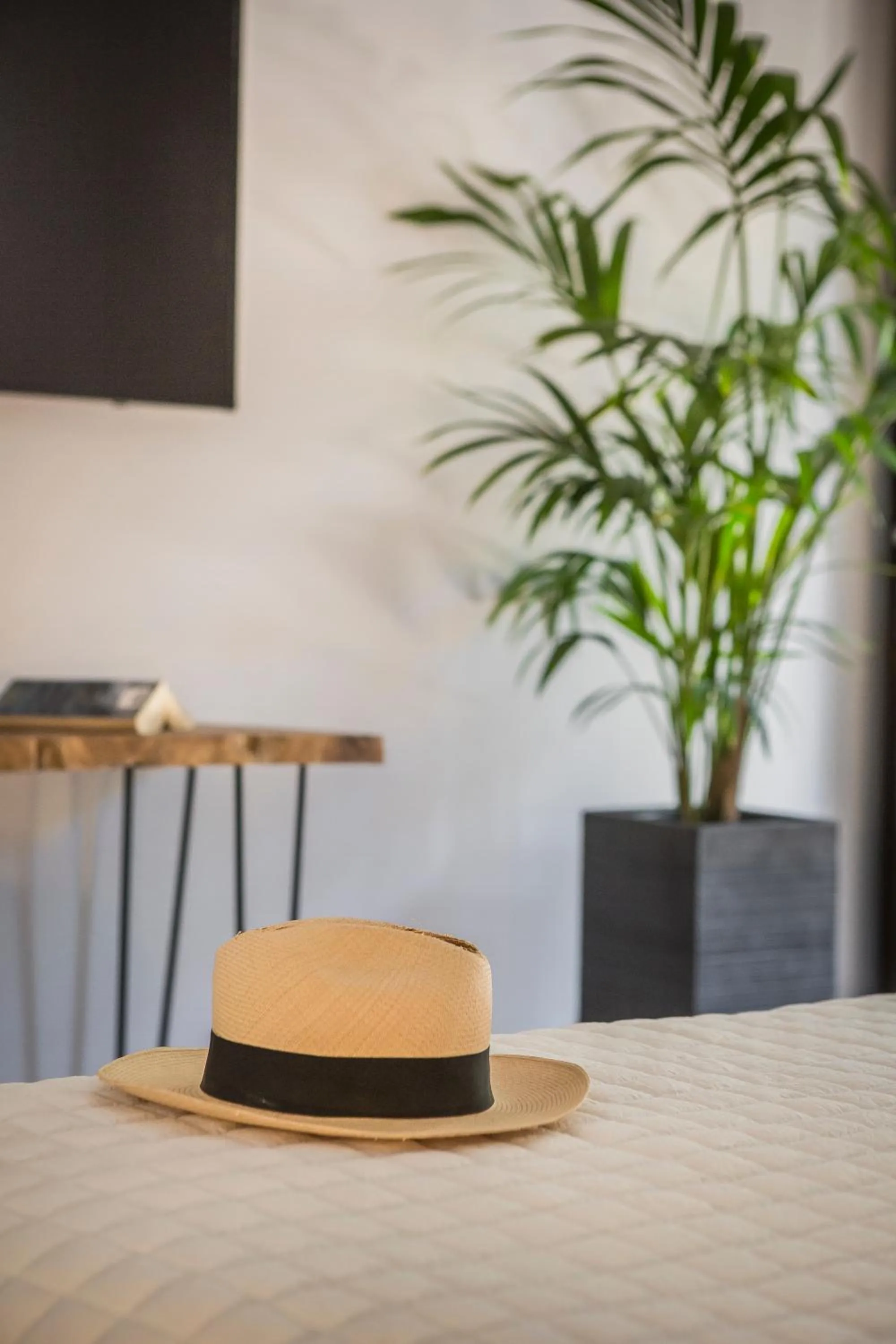 Bedroom in Makis Hotel