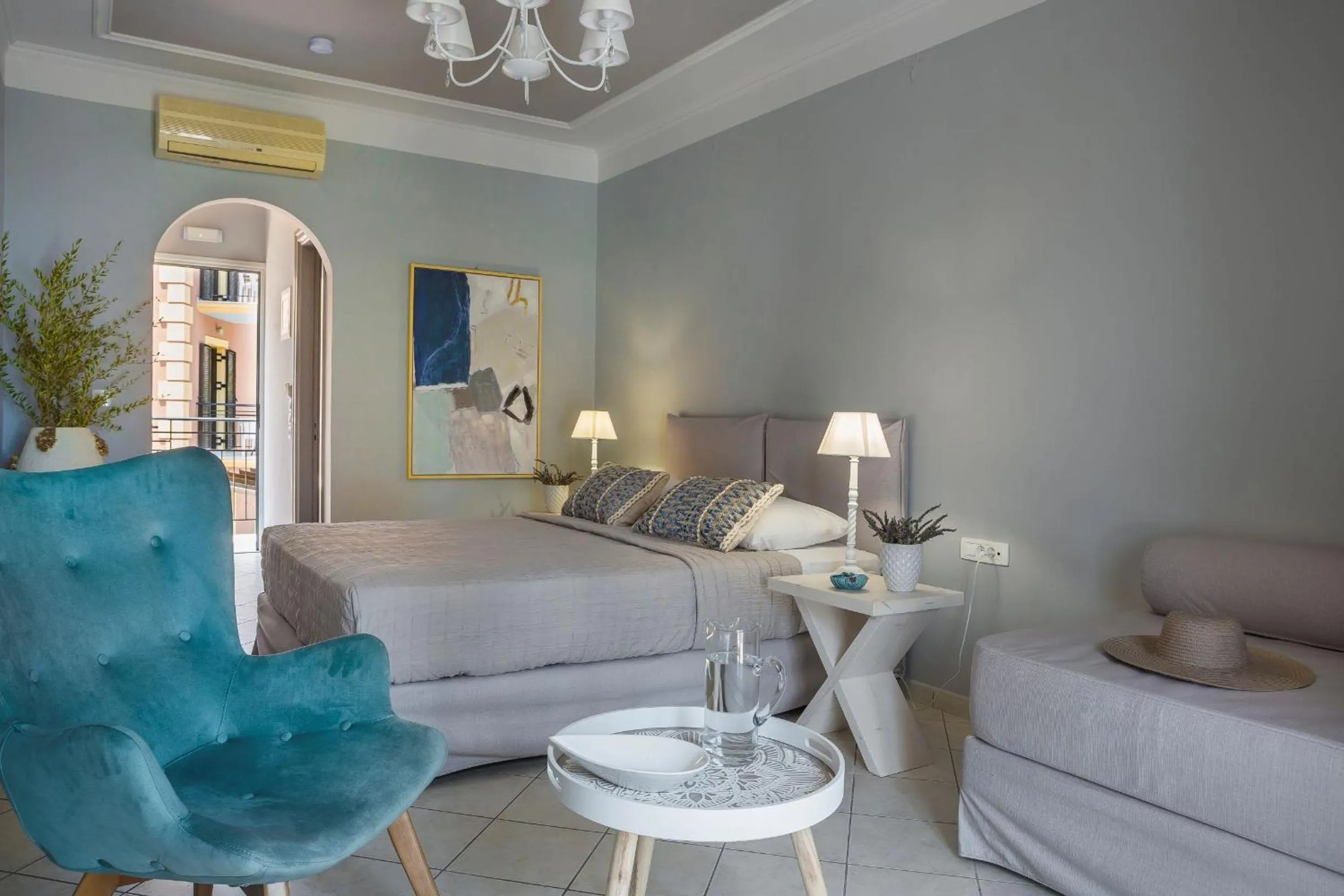 Photo of the whole room in Makis Hotel