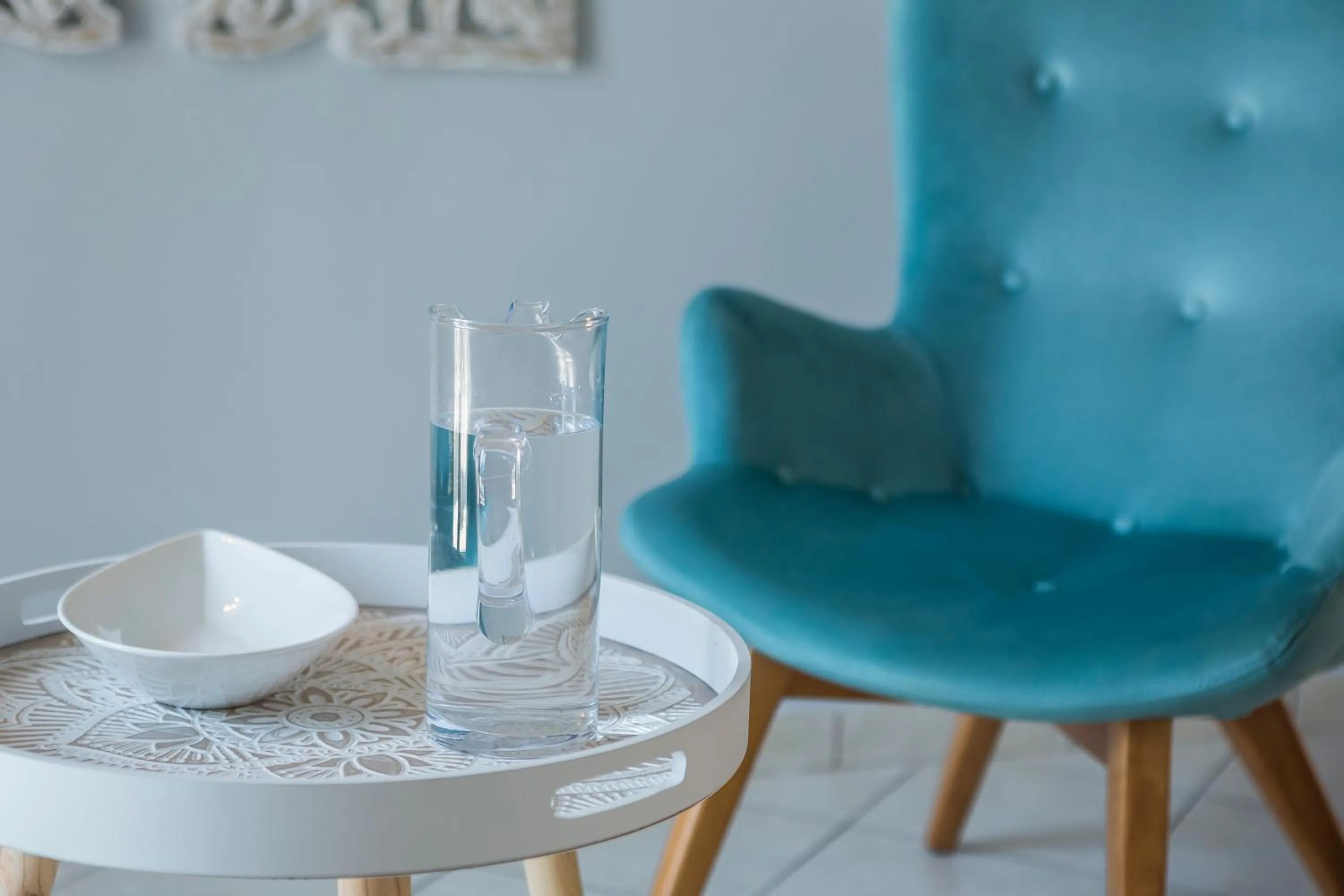 Seating area in Makis Hotel