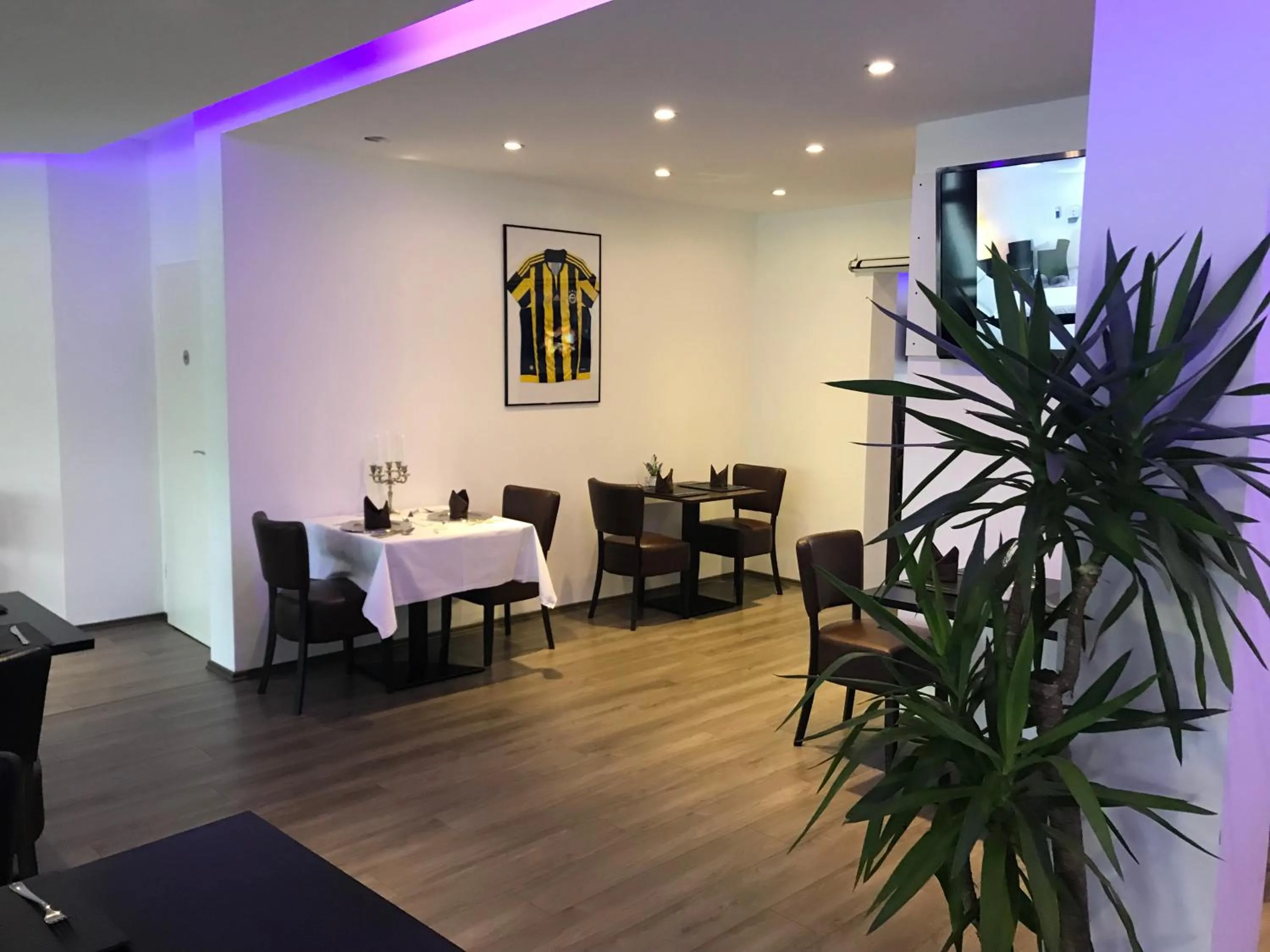 Restaurant/places to eat in Wincent Hotel GmbH