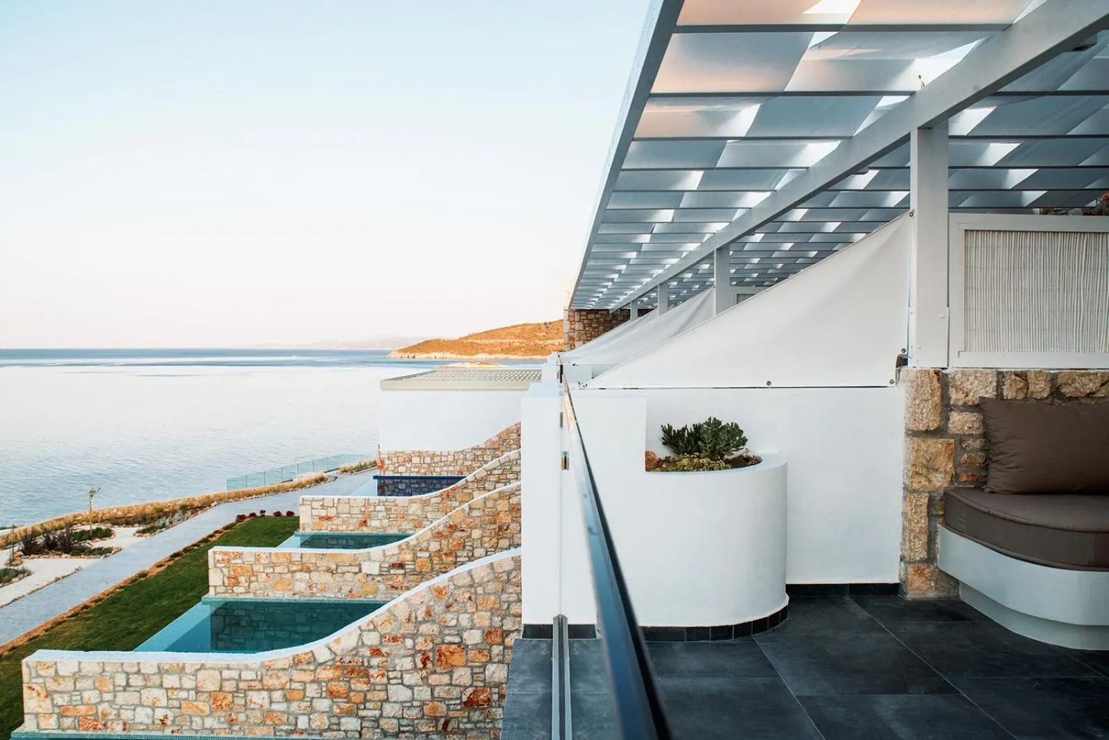 Aliv stone suites & spa