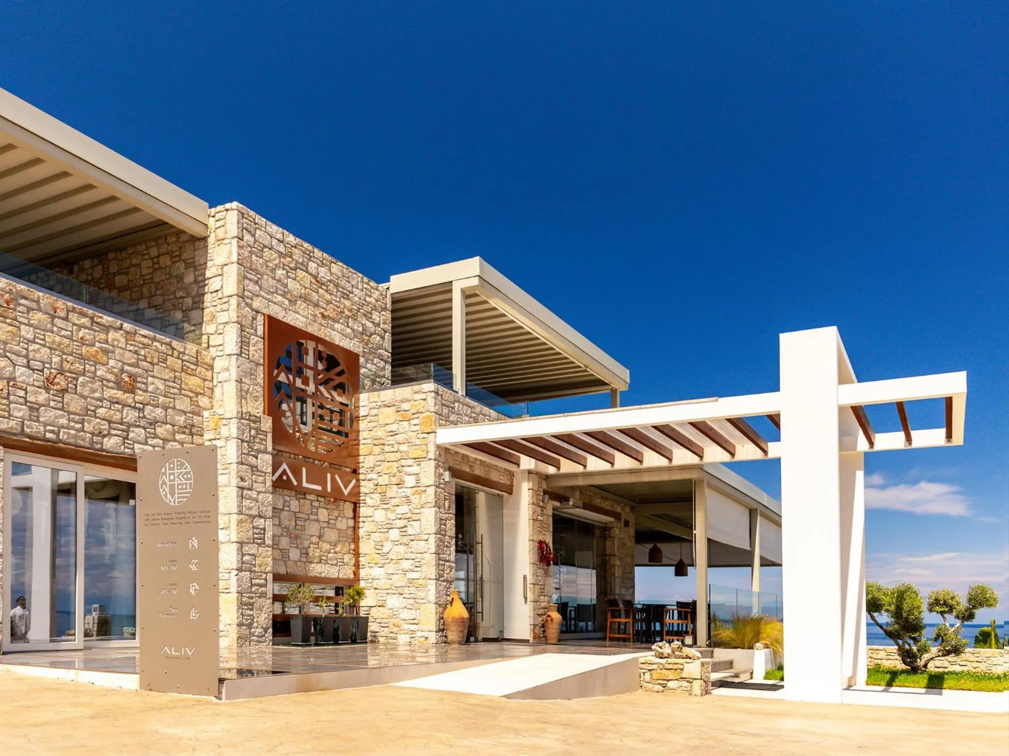 Aliv stone suites & spa