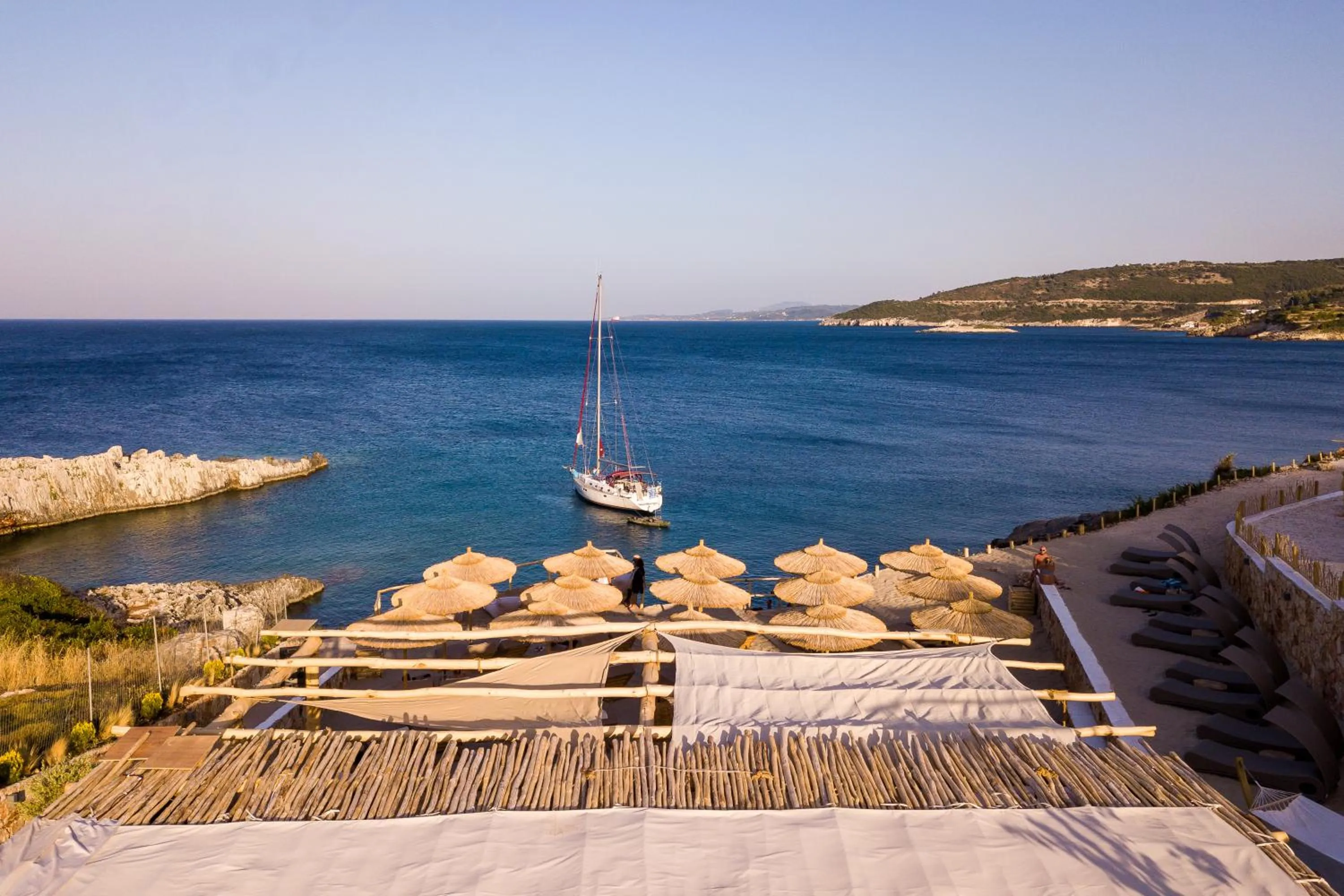 Aliv stone suites & spa