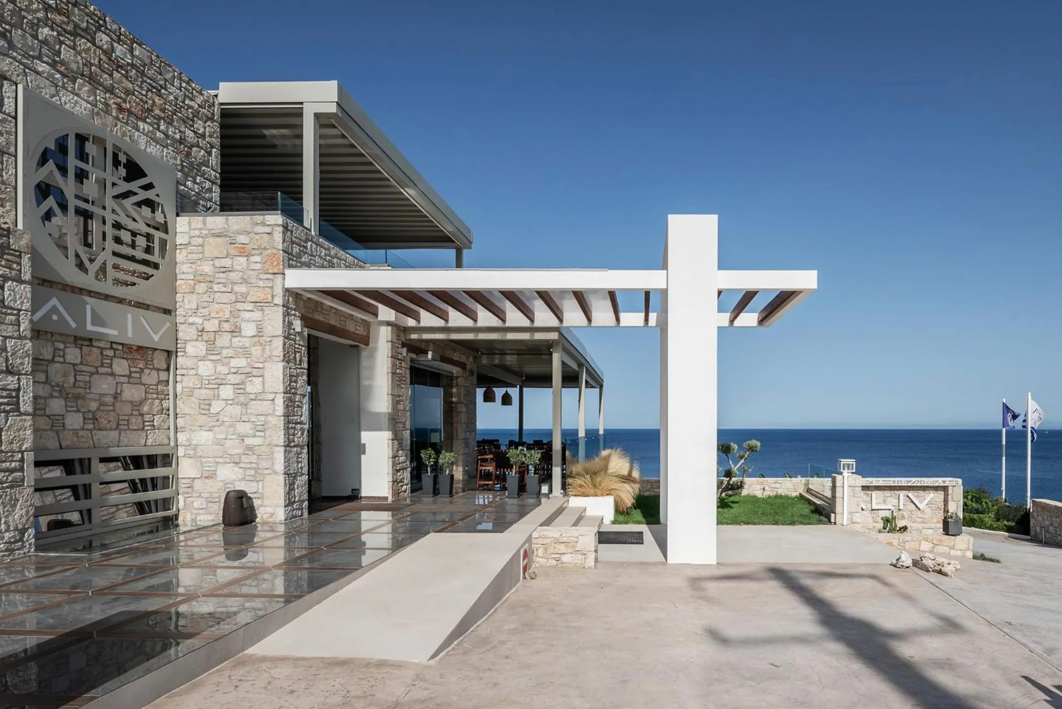 Aliv stone suites & spa