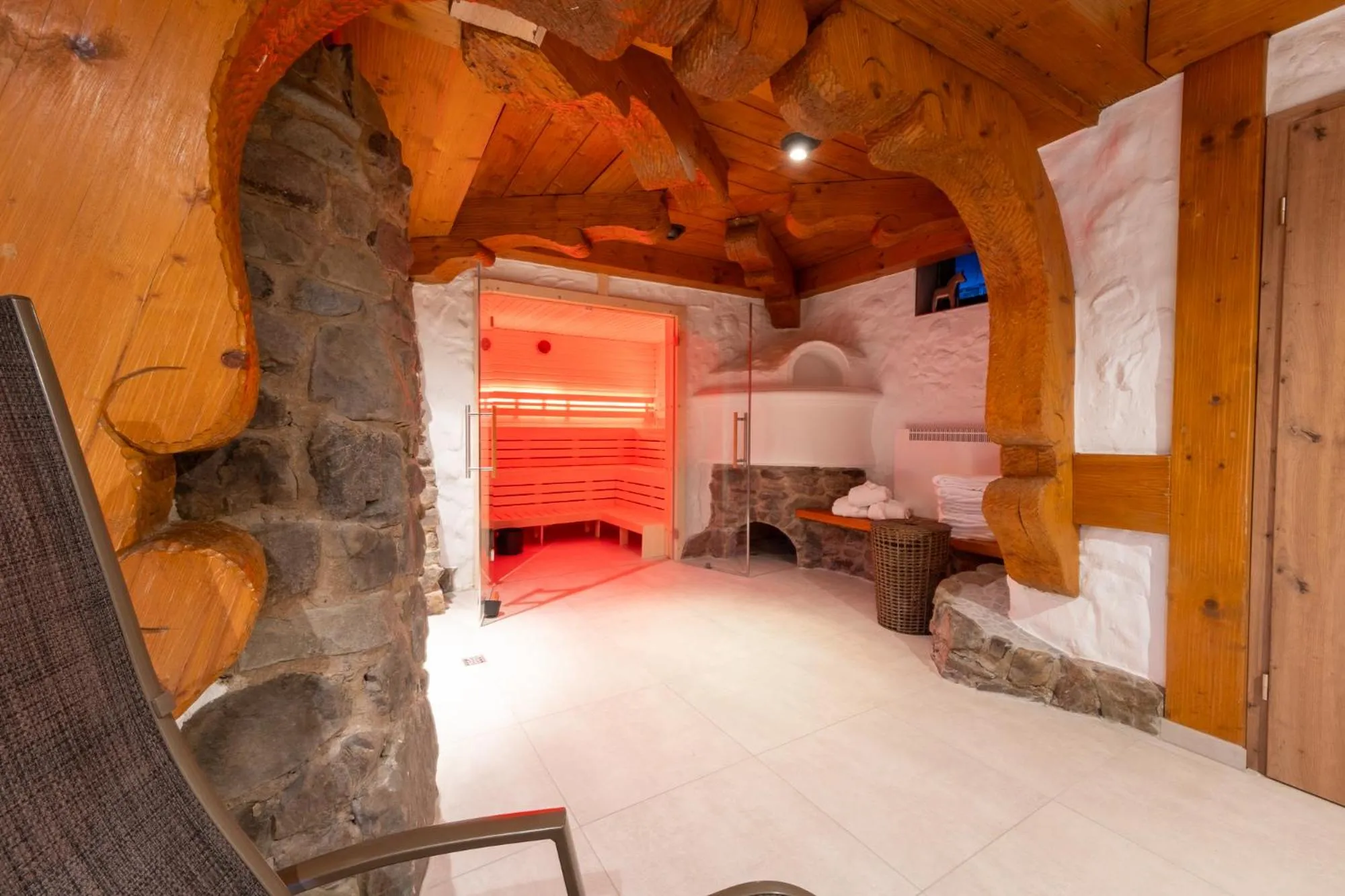 Sauna, Bed in Hotels am Kranichsee