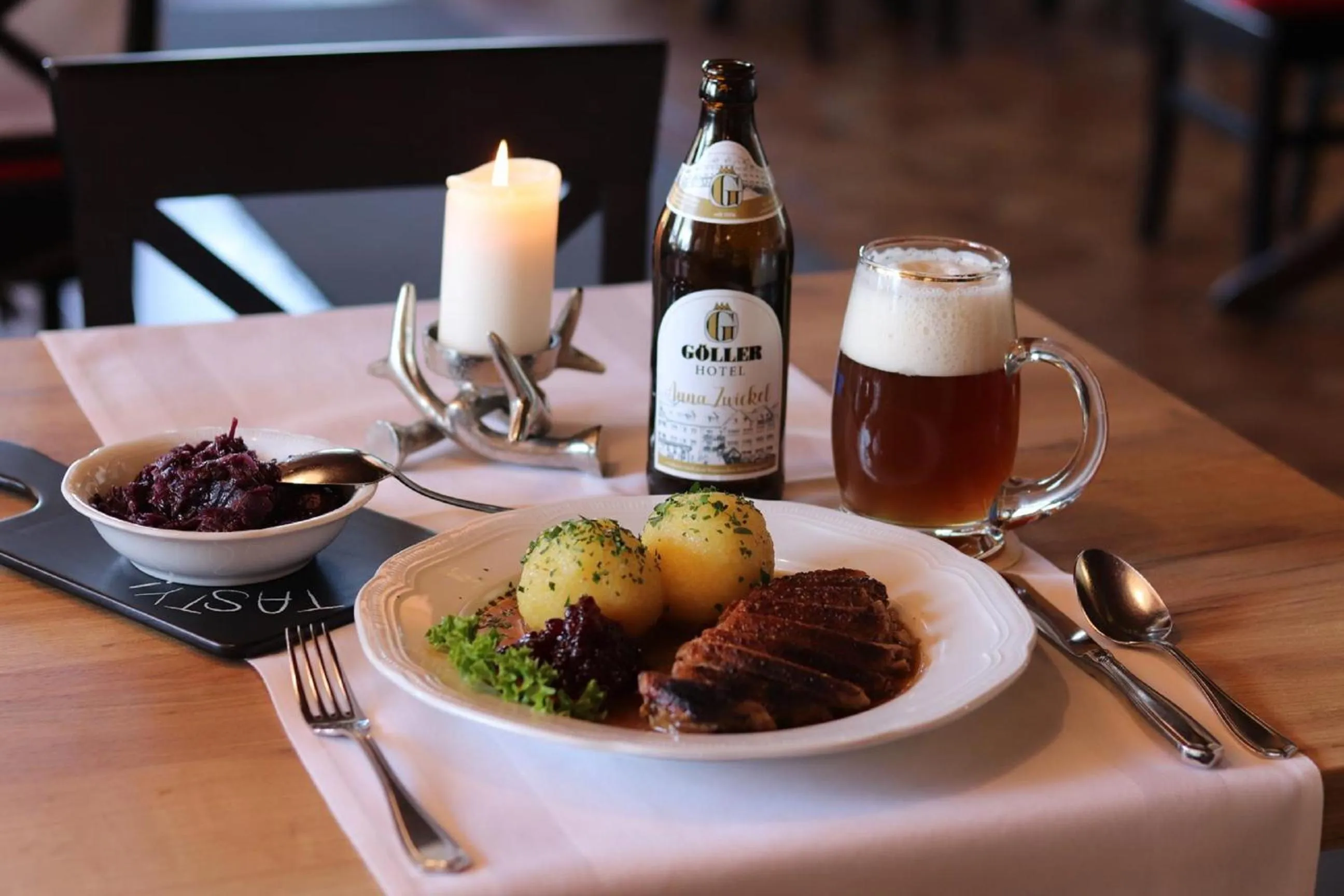 Restaurant/places to eat in Hotel Göller