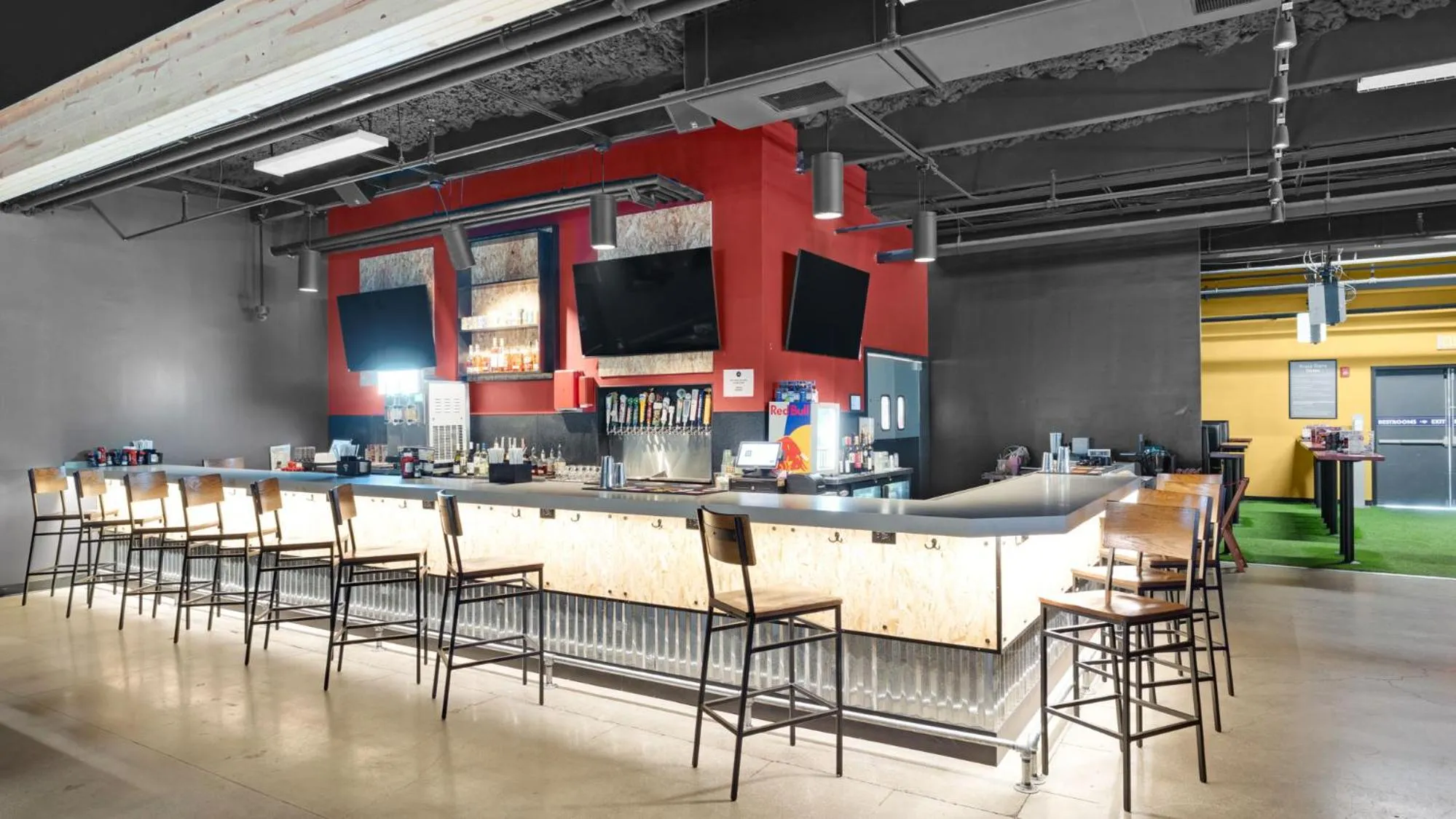 Laketown Wharf 335! 1 BD, 2 Bathroom with Amazing Amenities