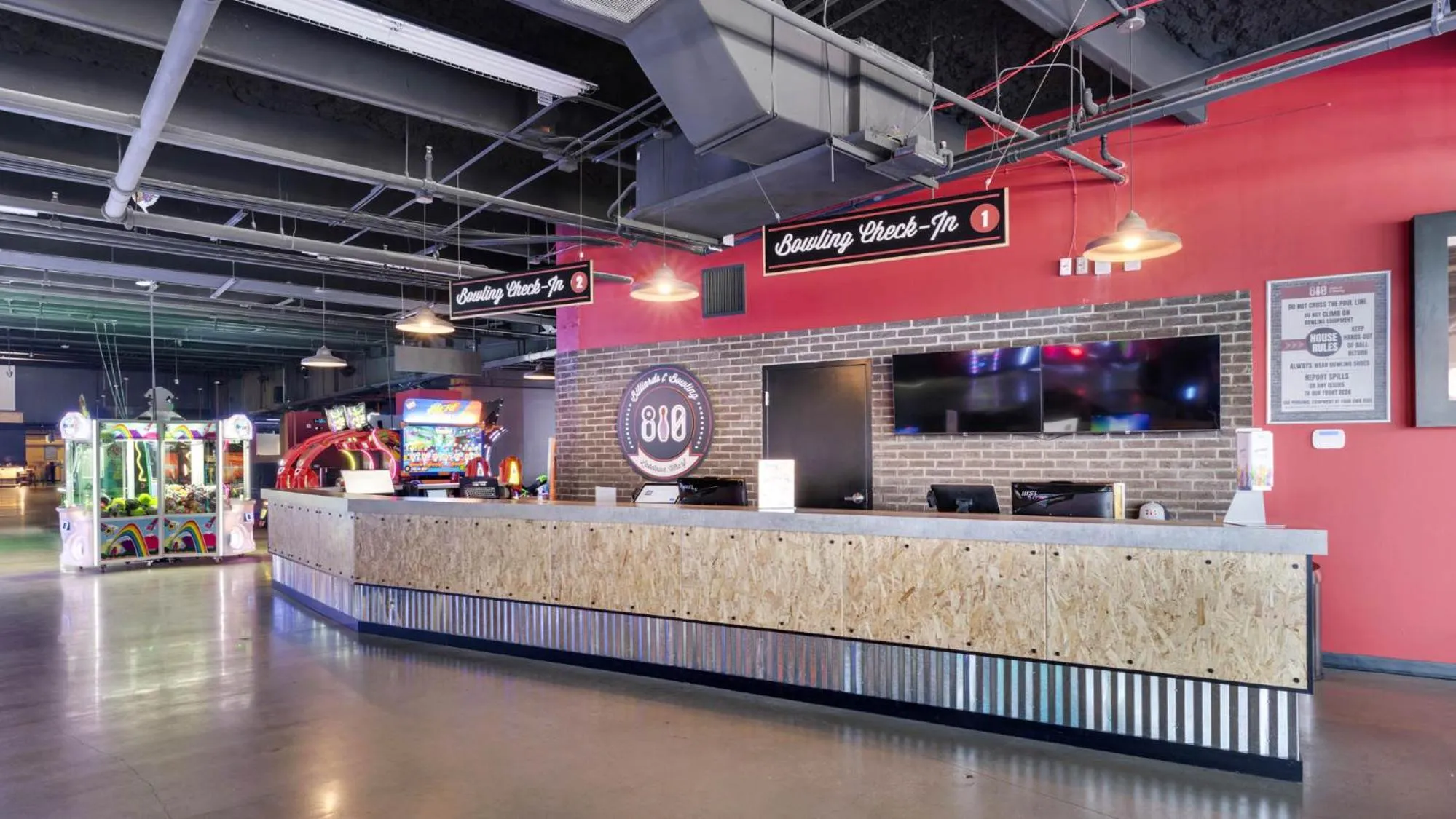 Laketown Wharf 335! 1 BD, 2 Bathroom with Amazing Amenities