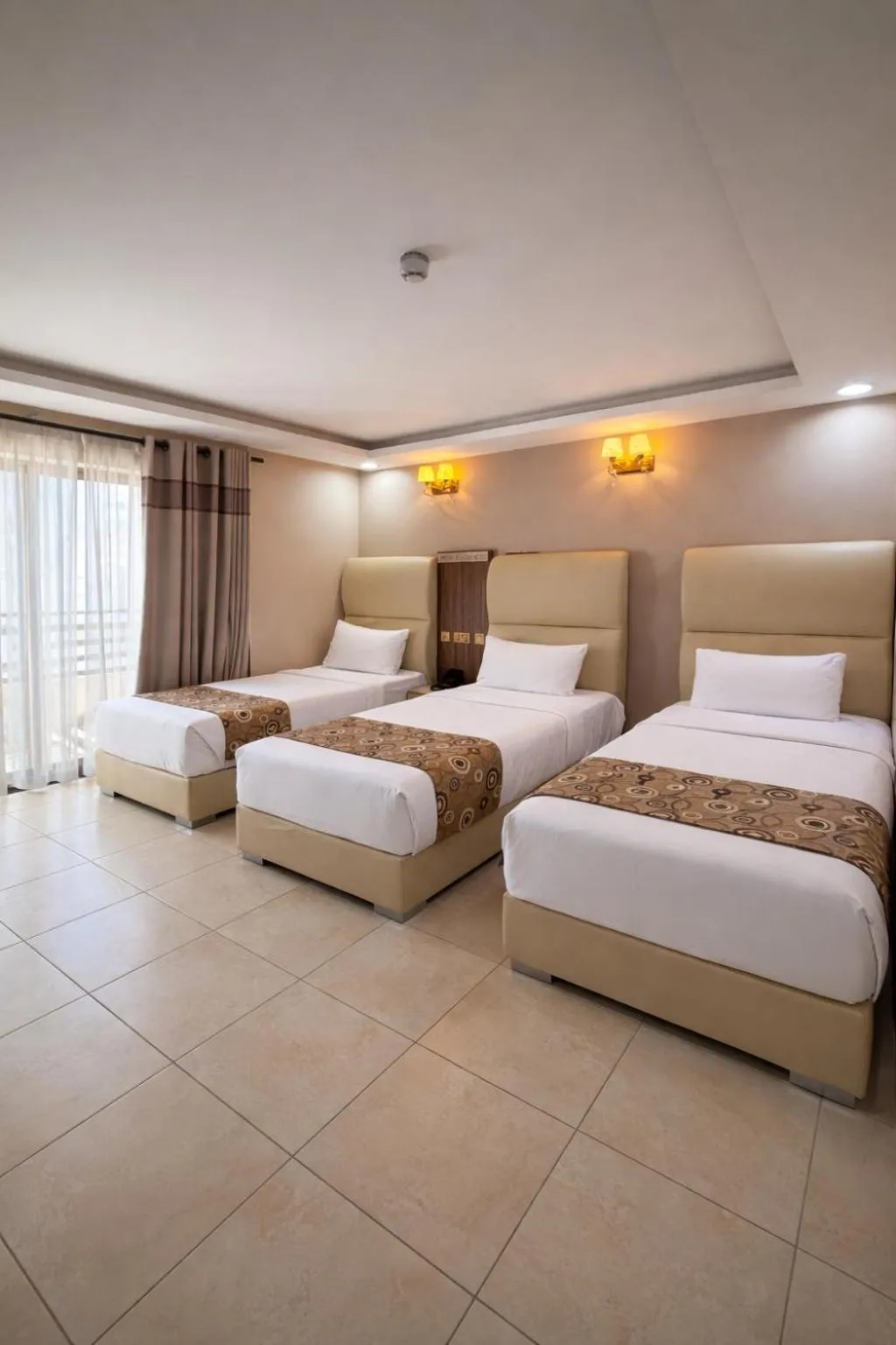 Bed in Jordan Seasons Hotel