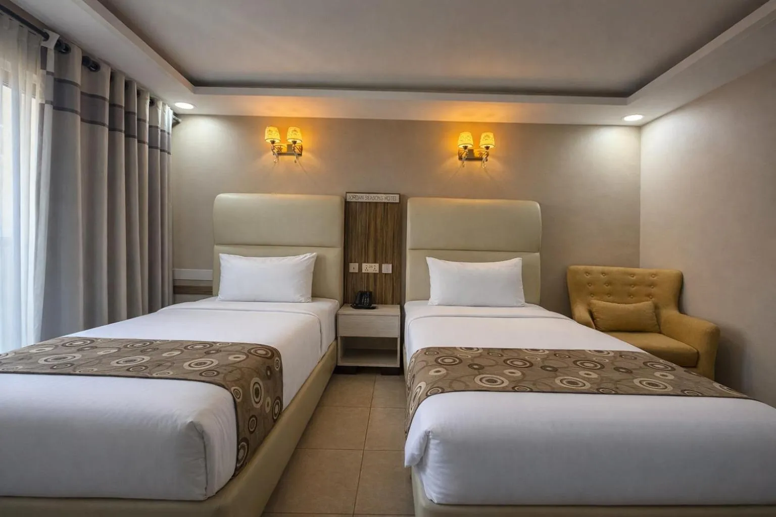 Bed in Jordan Seasons Hotel