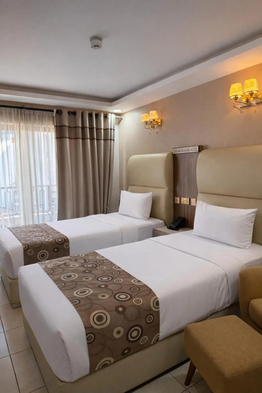 Bed in Jordan Seasons Hotel