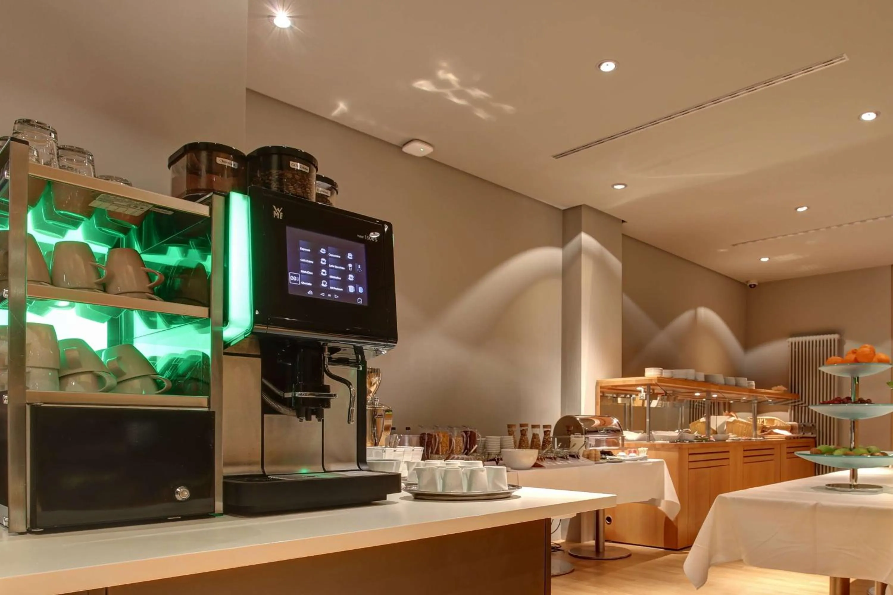 Restaurant/places to eat in Centro Park Hotel Stuttgart, Trademark Collection by Wyndham