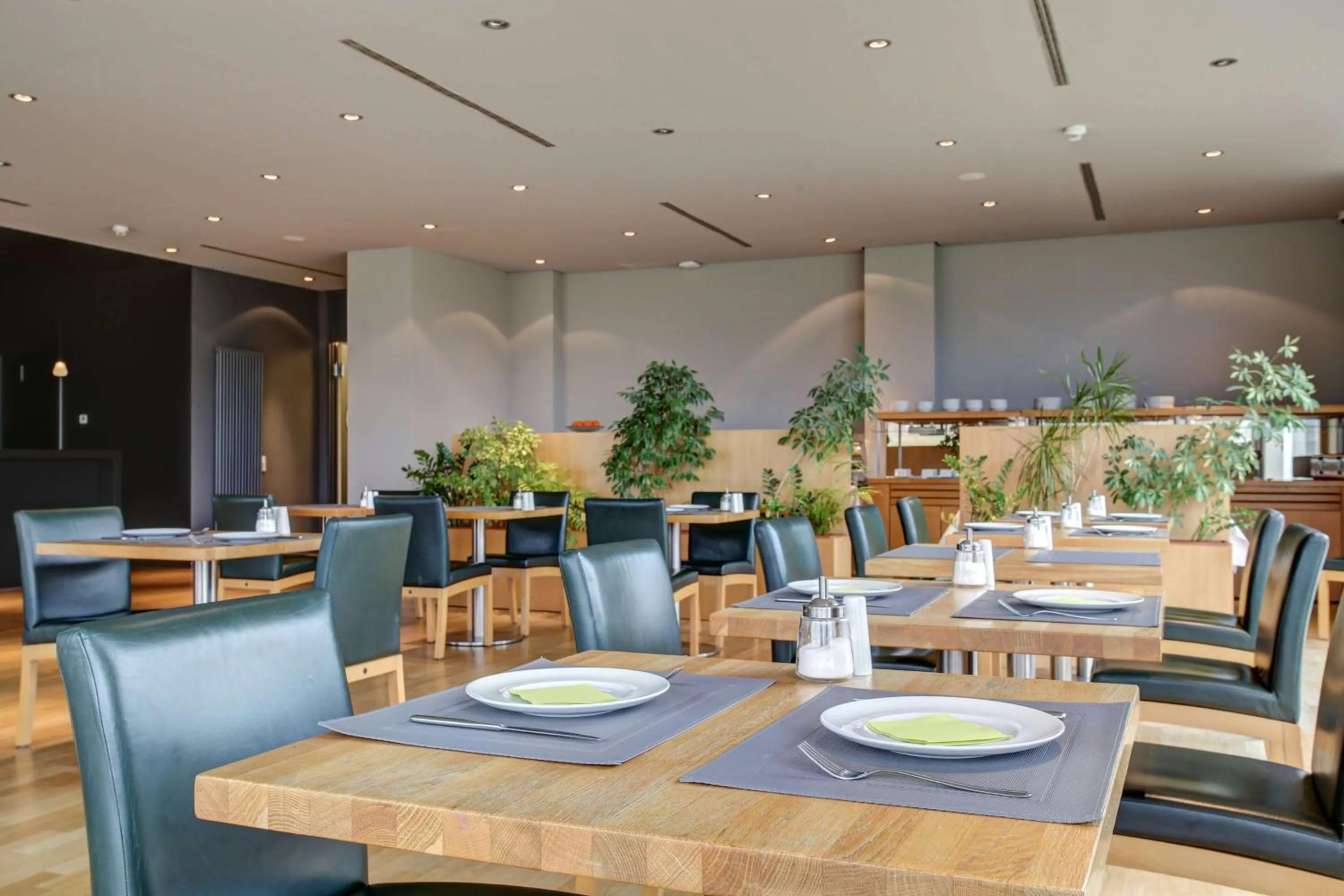 Restaurant/places to eat in Centro Park Hotel Stuttgart, Trademark Collection by Wyndham