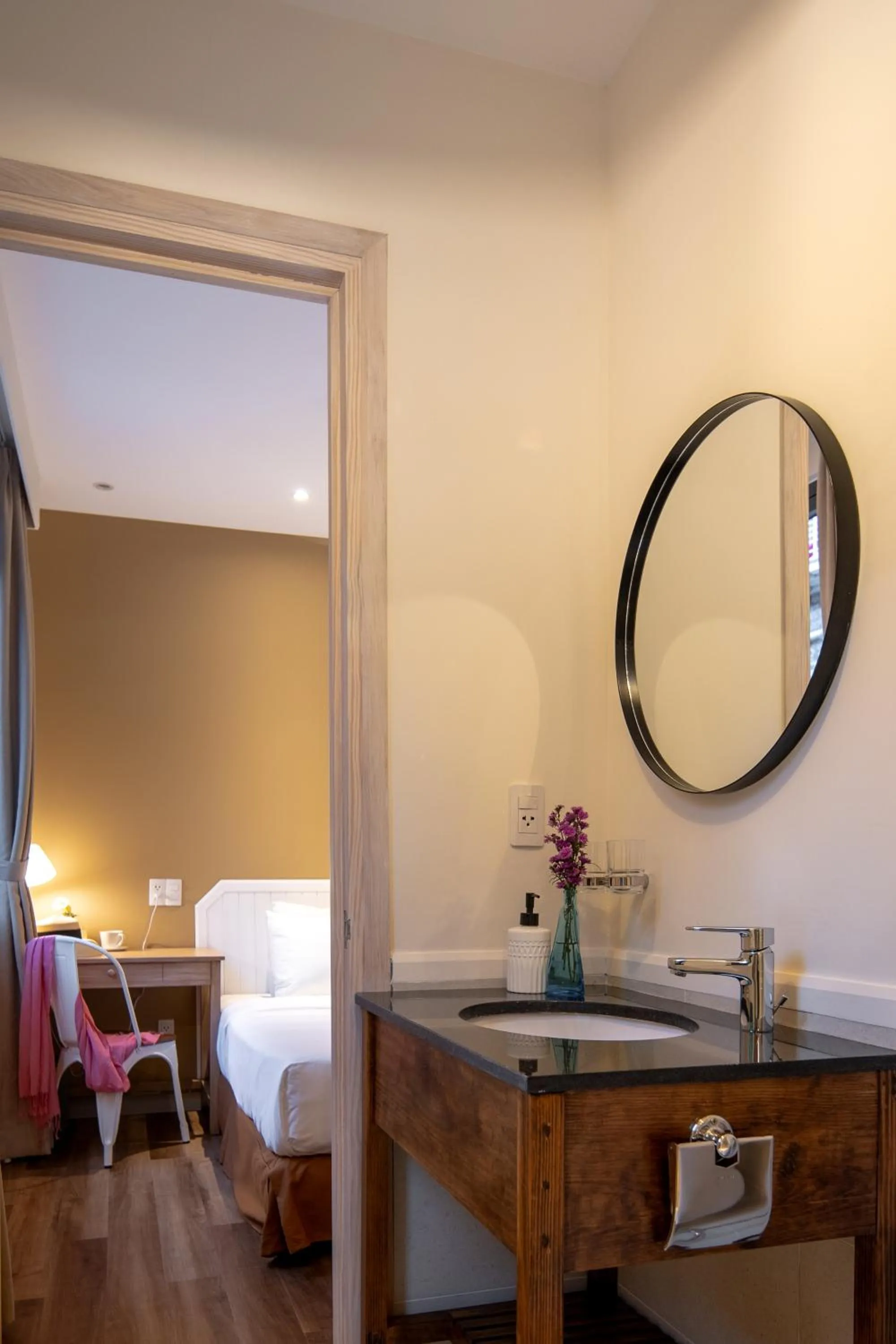 Bathroom, Bed in La Em Boutique Villa