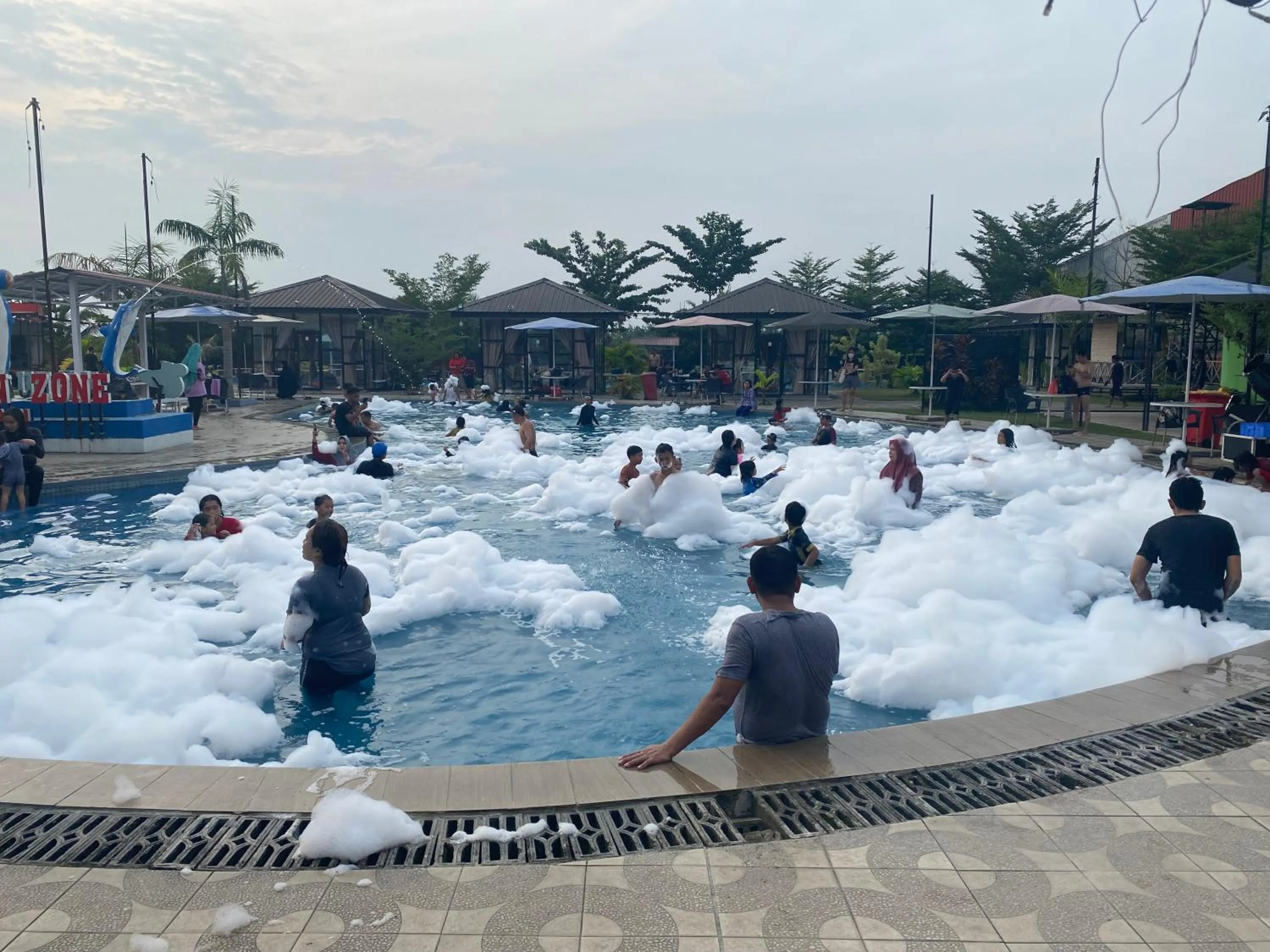 Aqua park in Dna Fun Zone Pekanbaru