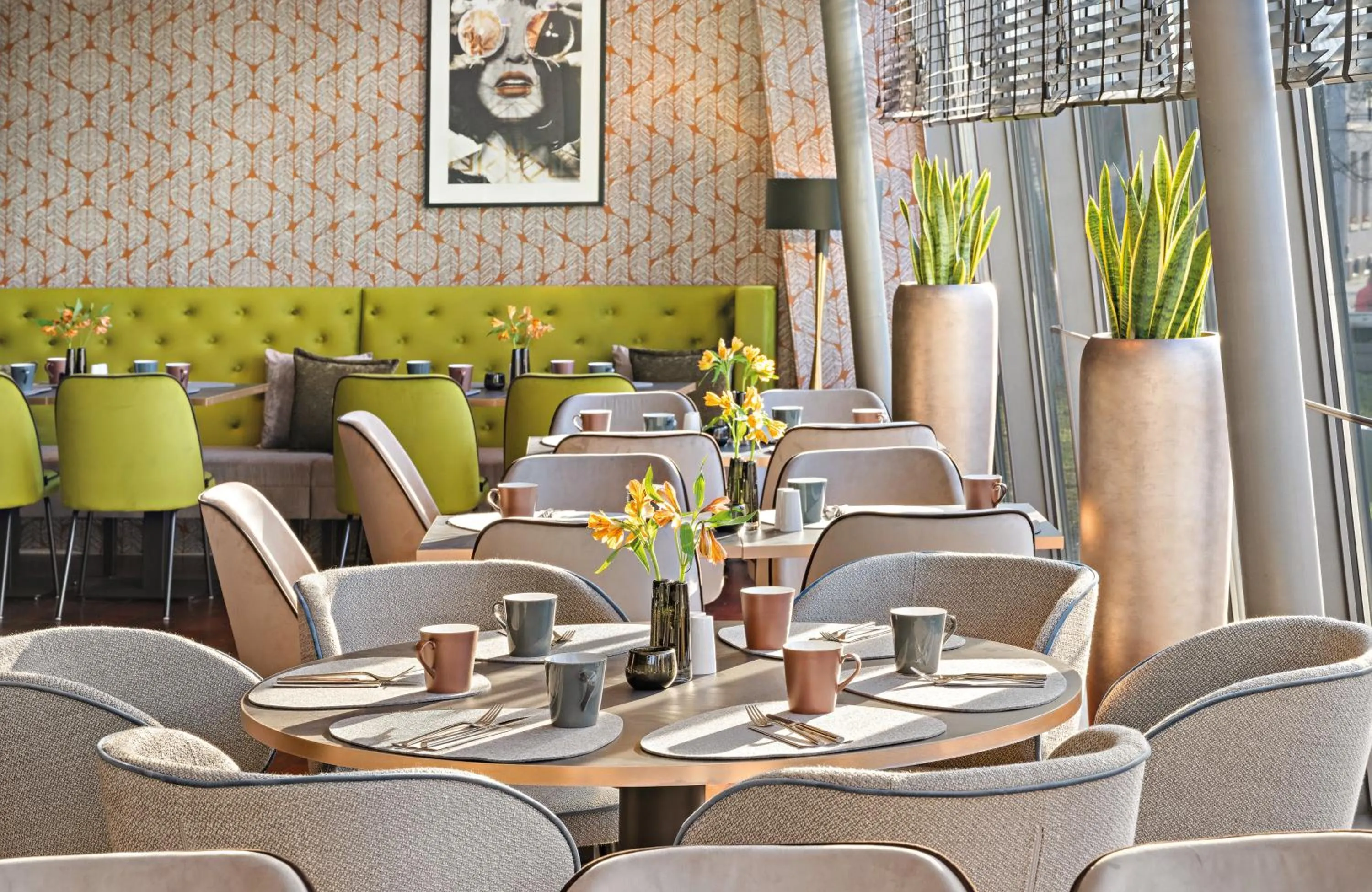 Restaurant/places to eat in Leonardo Hotel Esslingen