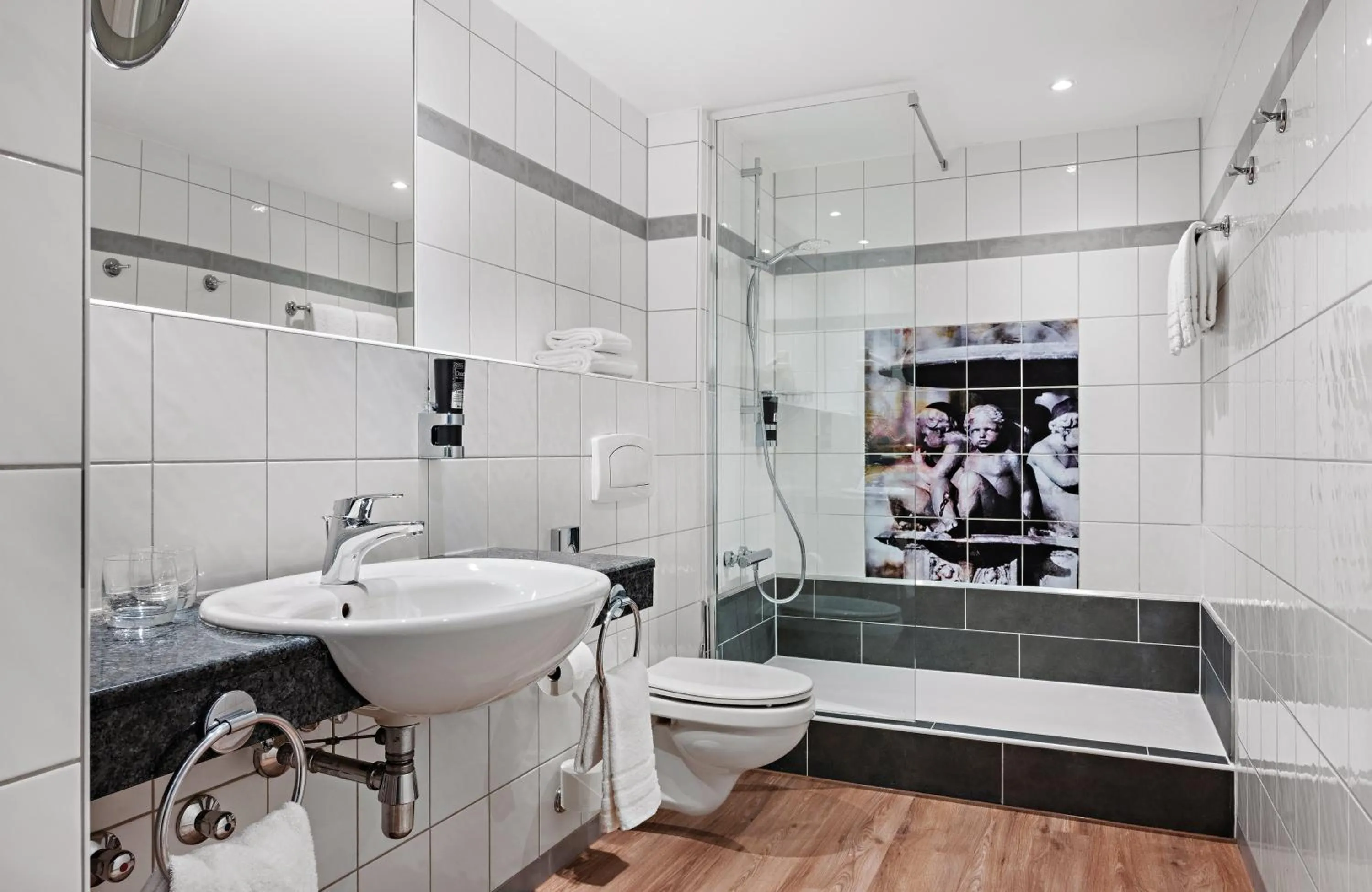 Photo of the whole room in Leonardo Hotel Esslingen