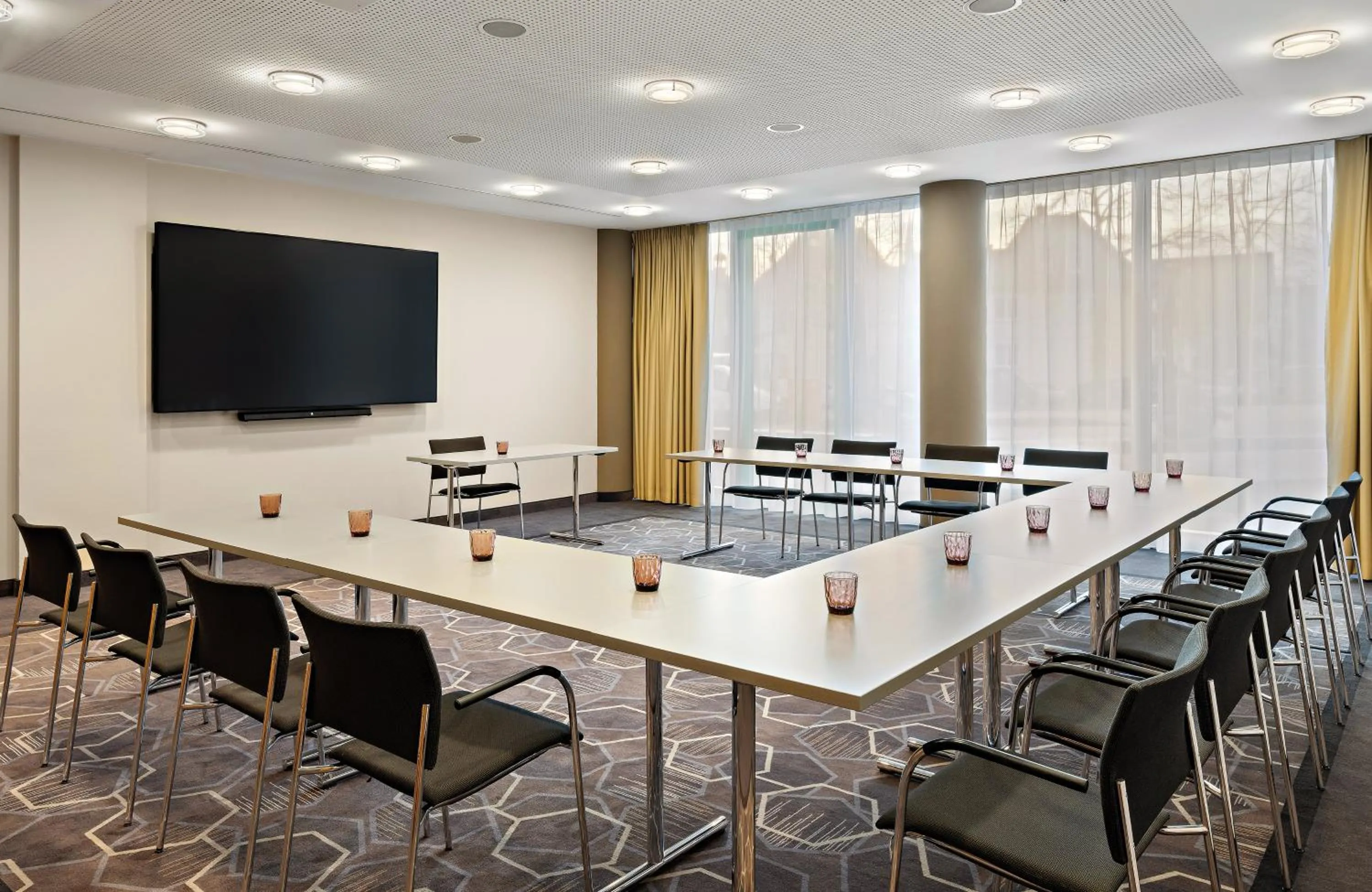 Meeting/conference room in Leonardo Hotel Esslingen