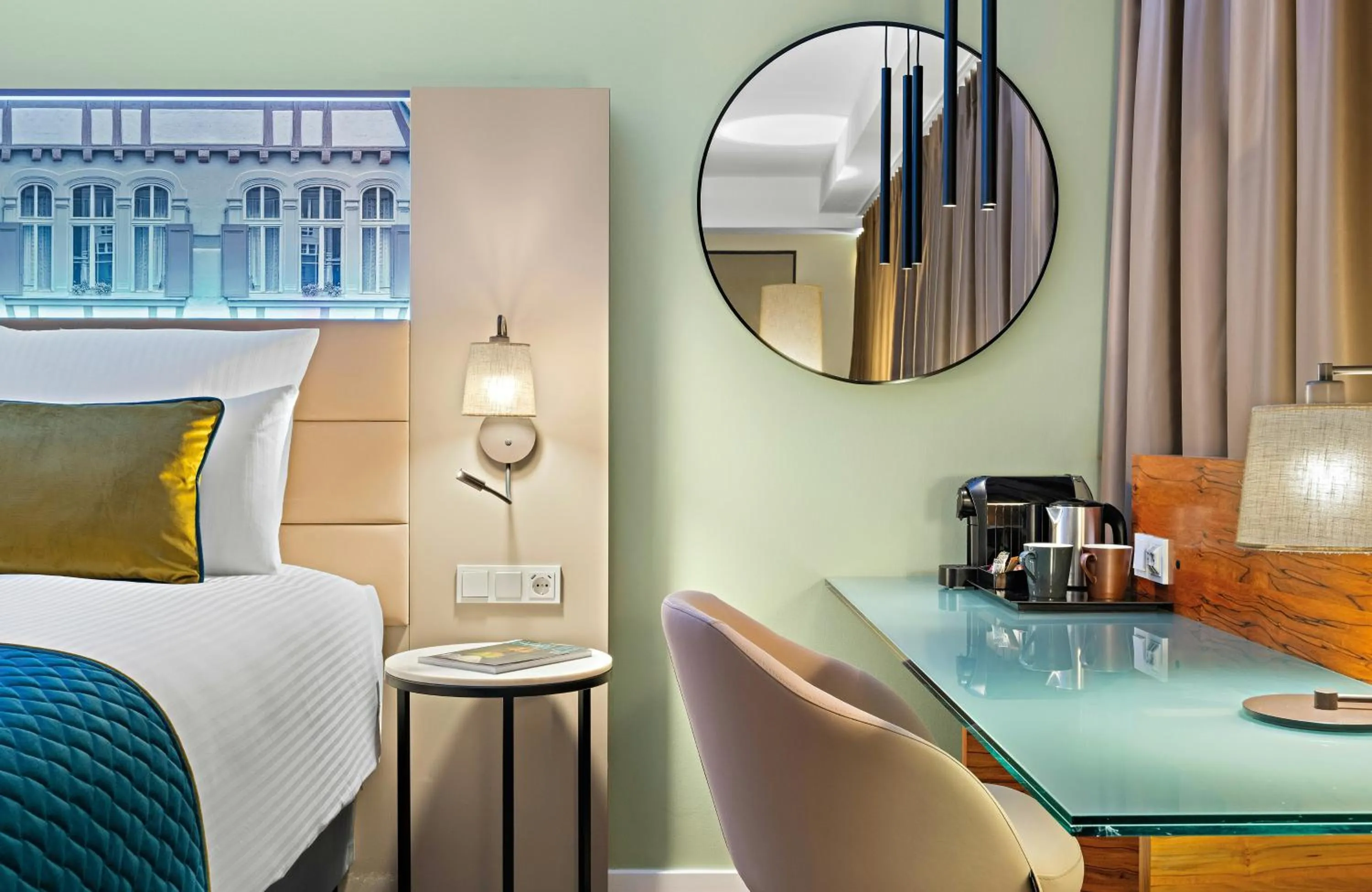 Photo of the whole room, Bed in Leonardo Hotel Esslingen