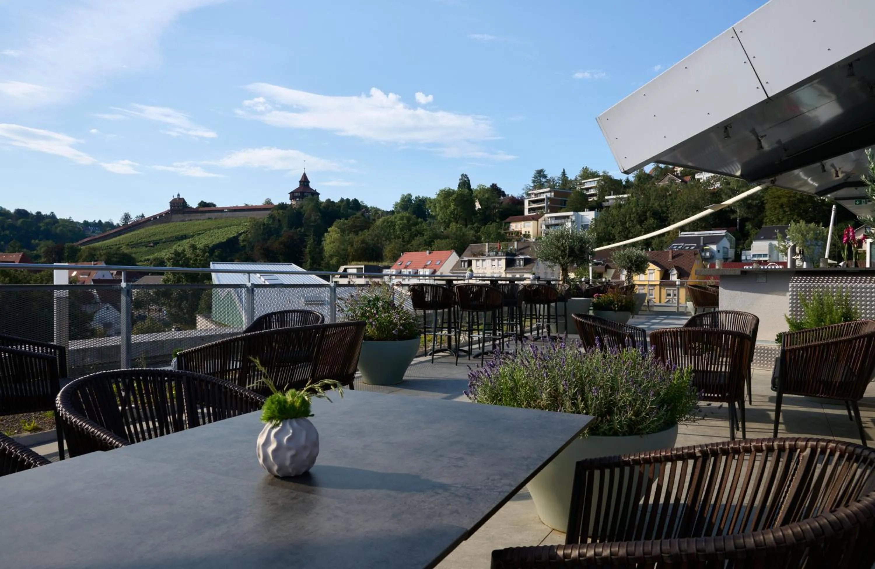 Property building in Leonardo Hotel Esslingen