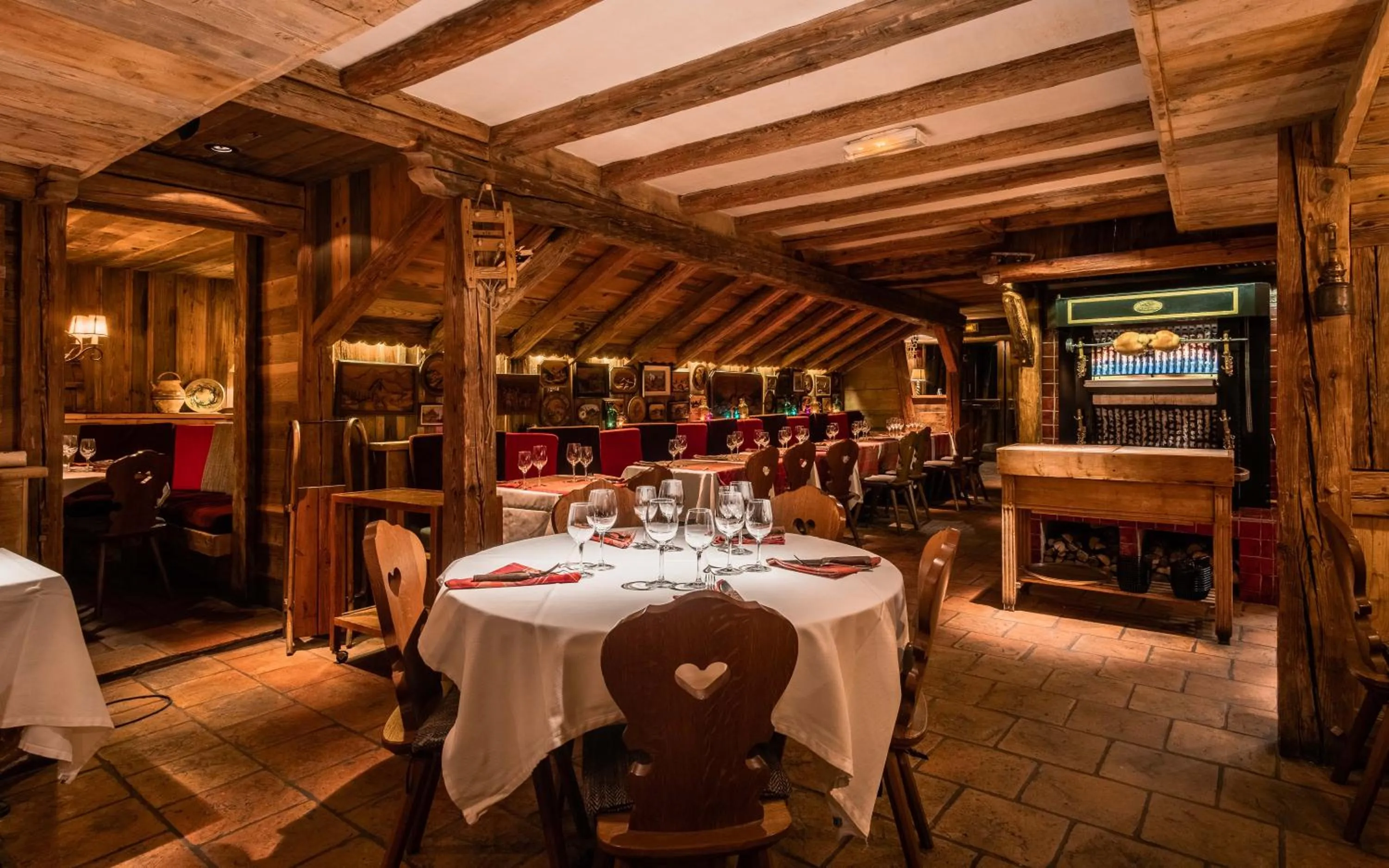 Restaurant/places to eat in Hôtel LE BLIZZARD