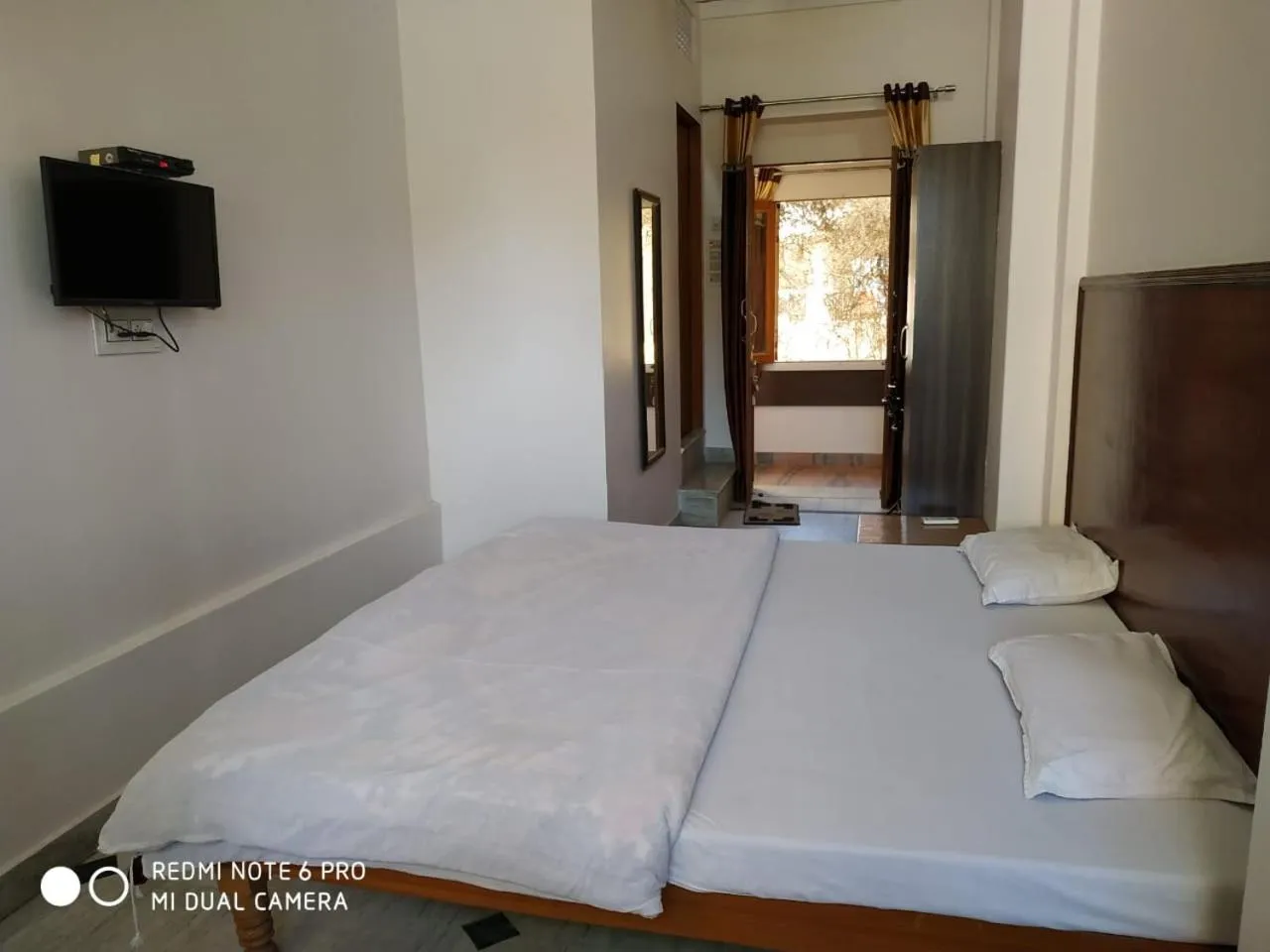 Bed in BOBY HOME STAY "BOBY MANSION" Jaipur