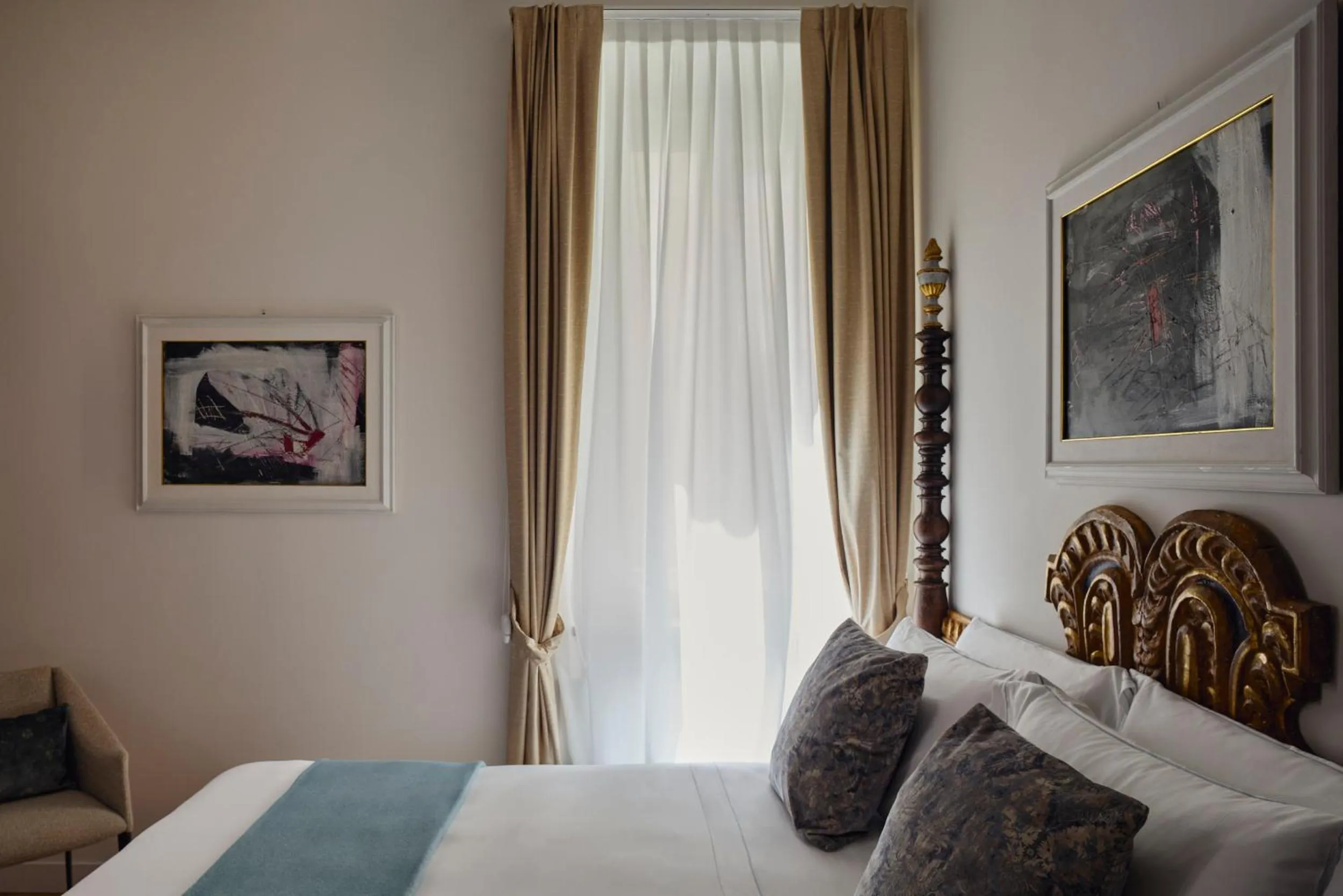 Bedroom, Bed in Palazzo Delle Pietre - Luxury Apartments