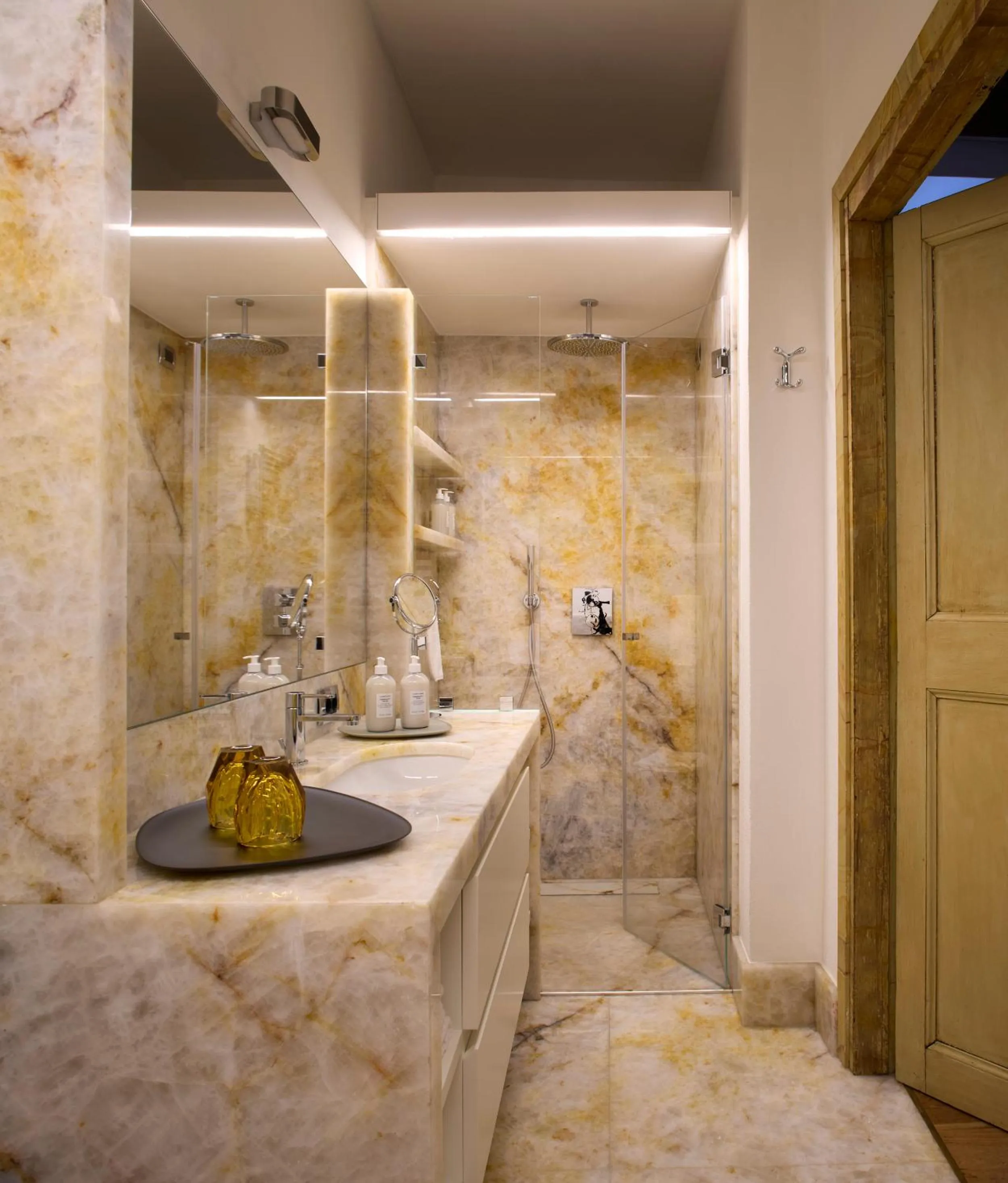 Bathroom in Palazzo Delle Pietre - Luxury Apartments