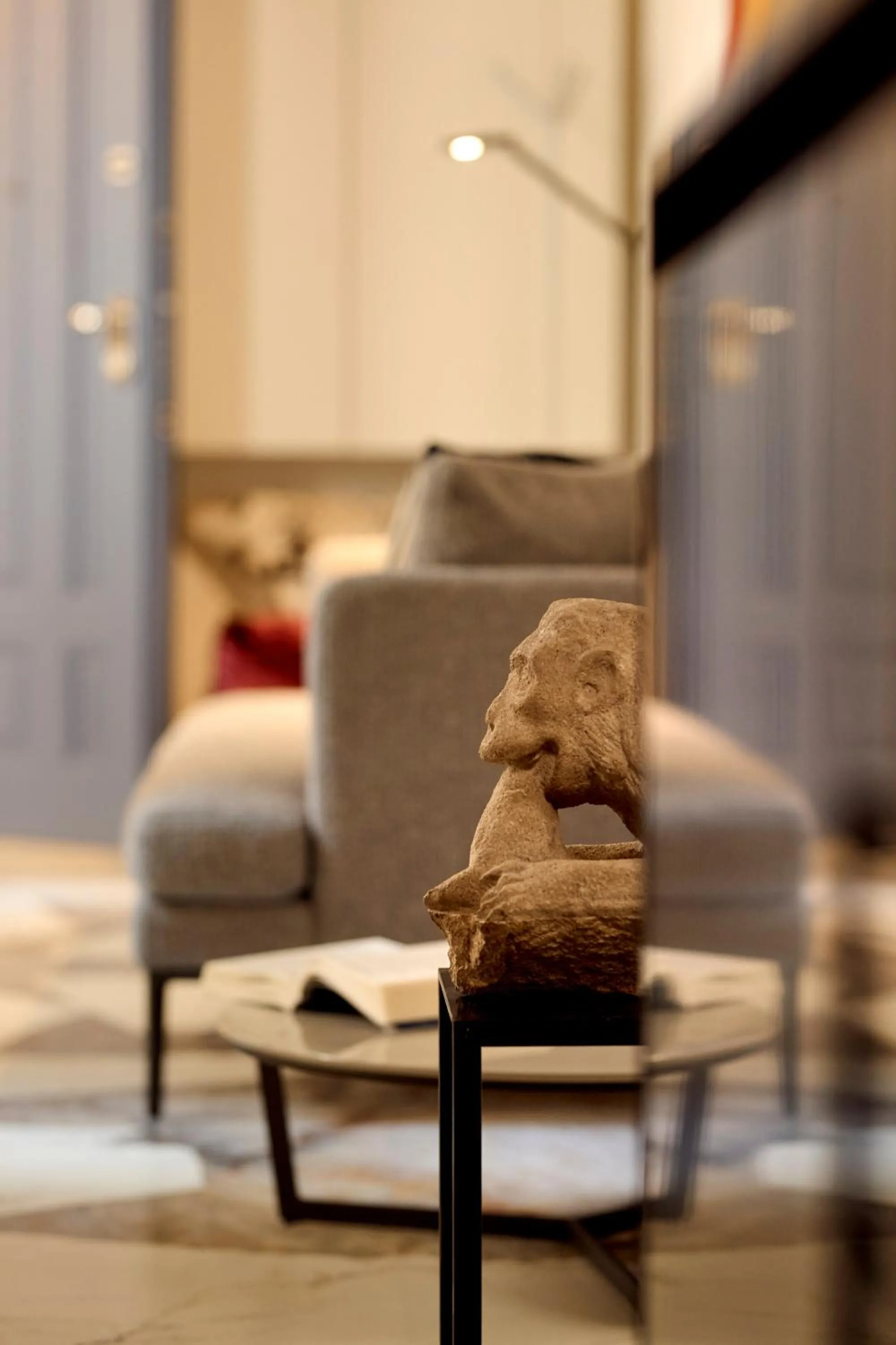 Decorative detail in Palazzo Delle Pietre - Luxury Apartments