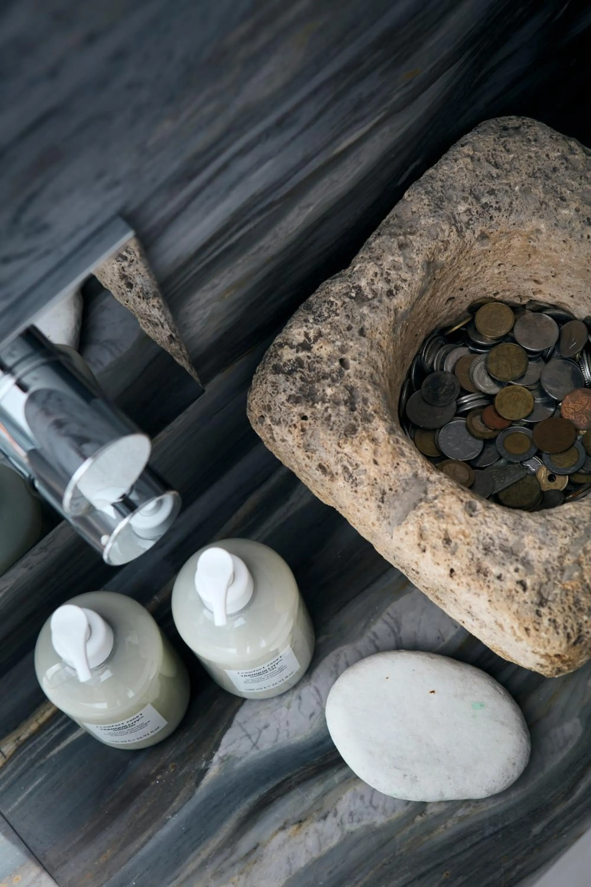 Decorative detail in Palazzo Delle Pietre - Luxury Apartments