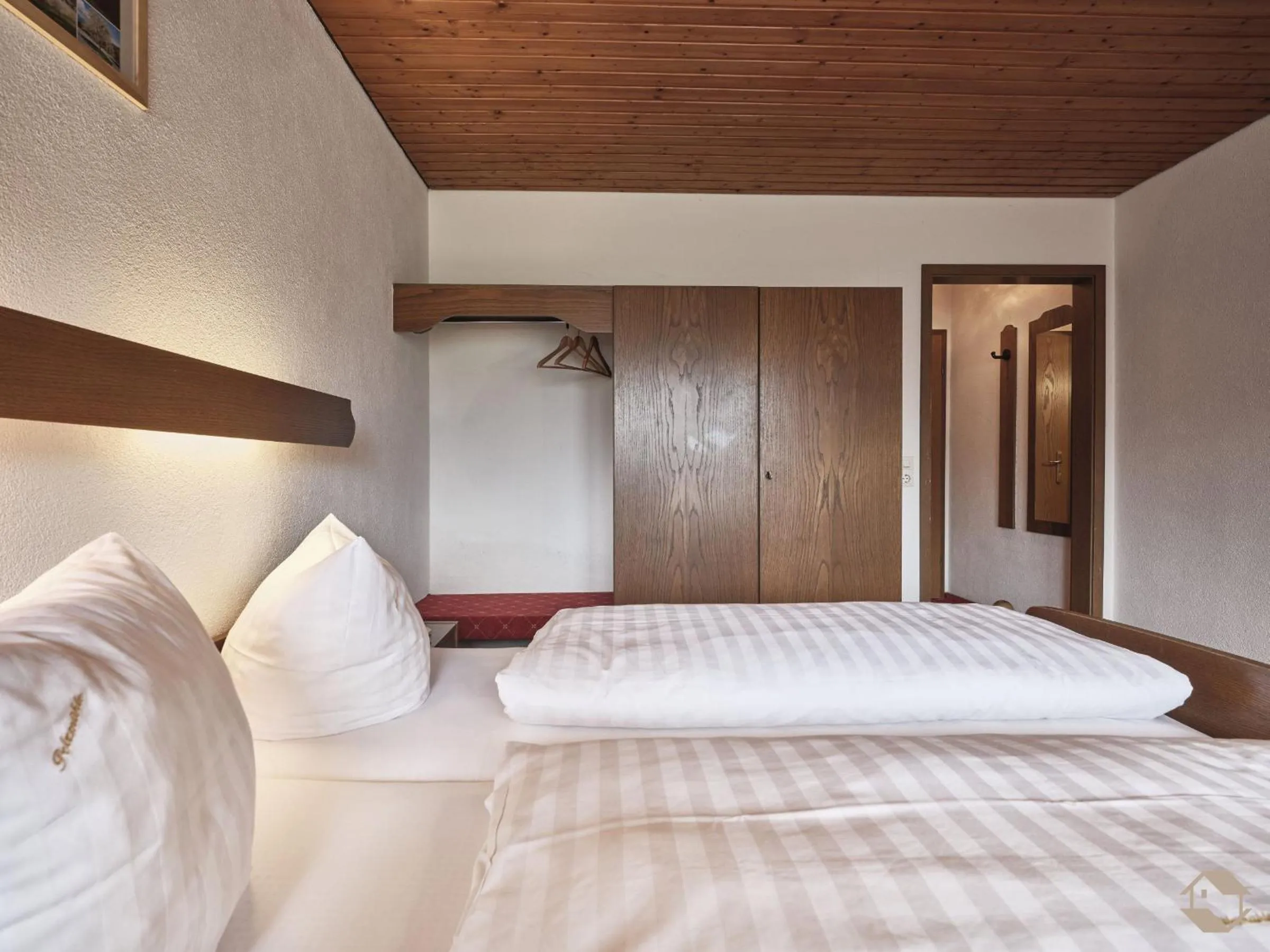 Bed in Landgasthof Adler Pelzmühle