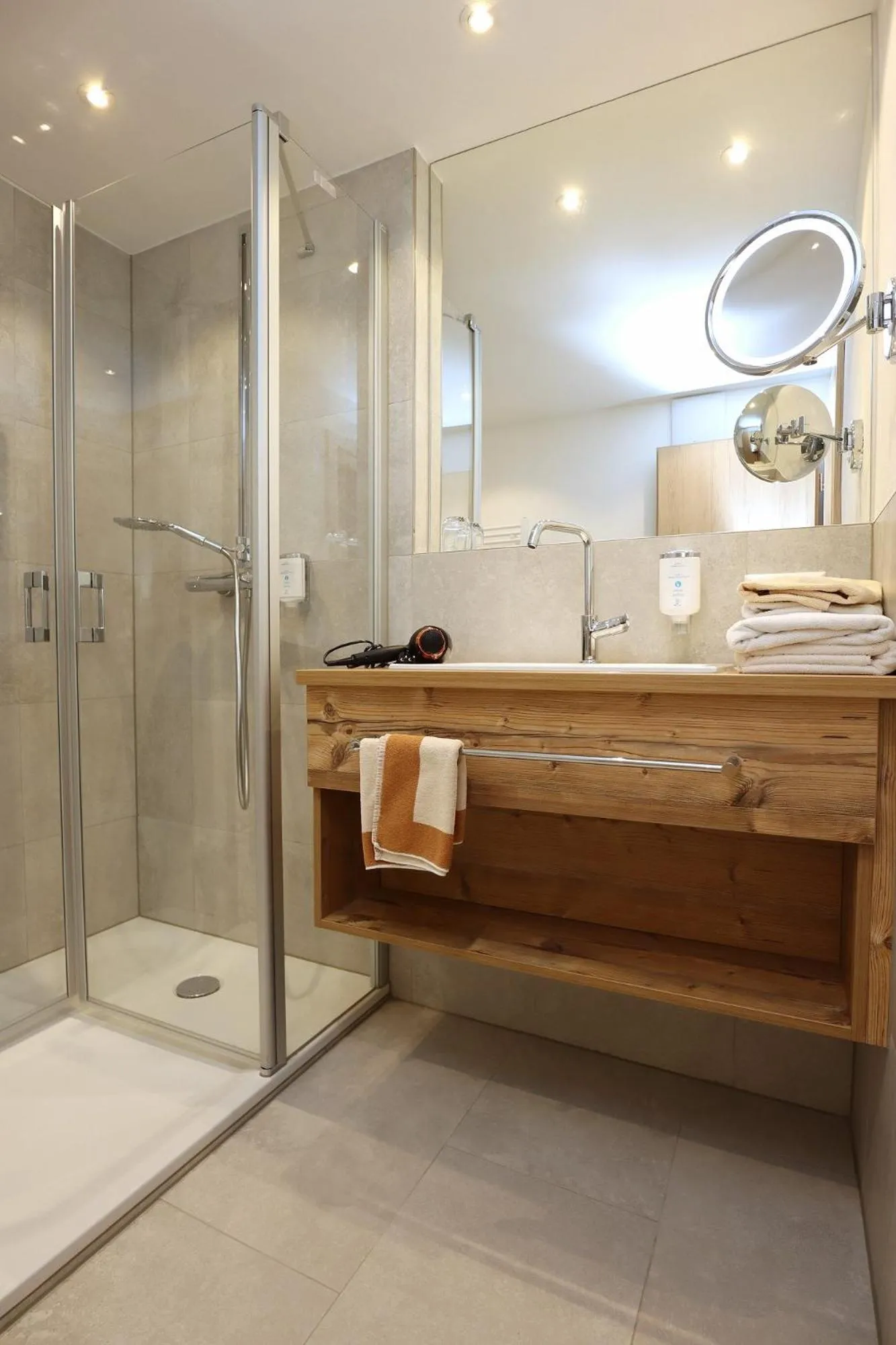 Bathroom in Landgasthof Adler Pelzmühle