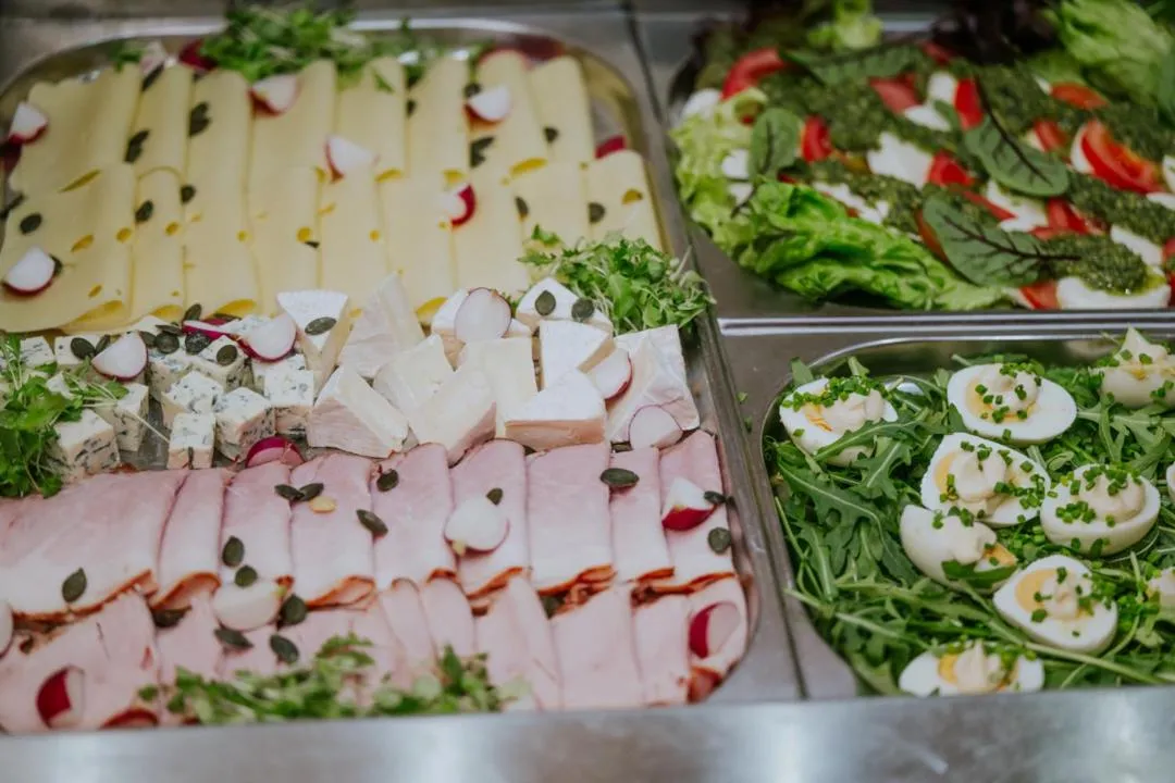 Buffet breakfast in 4 Pory Roku Resort Sauna & Spa