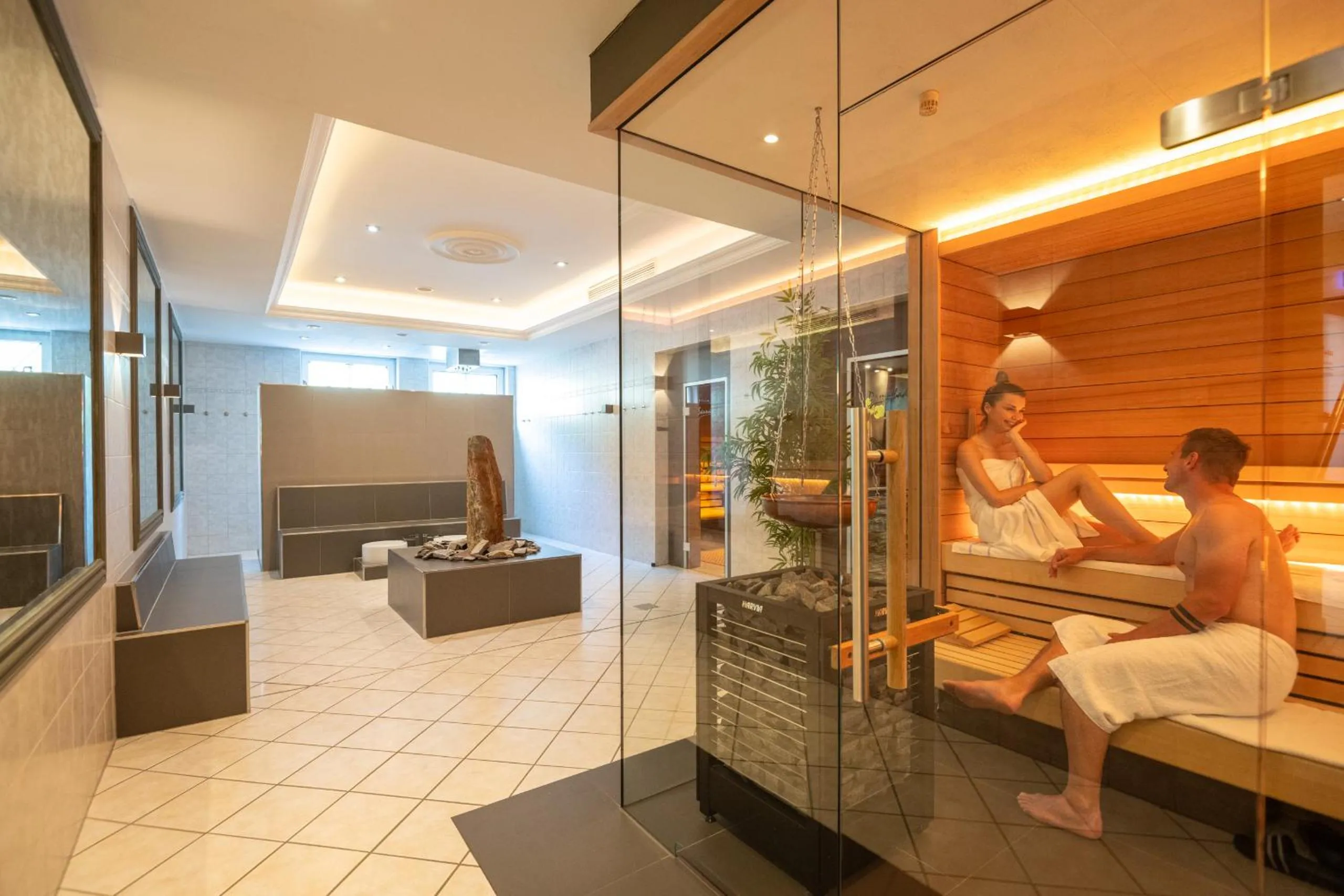 Spa and wellness centre/facilities in Schloß-Hotel Petry