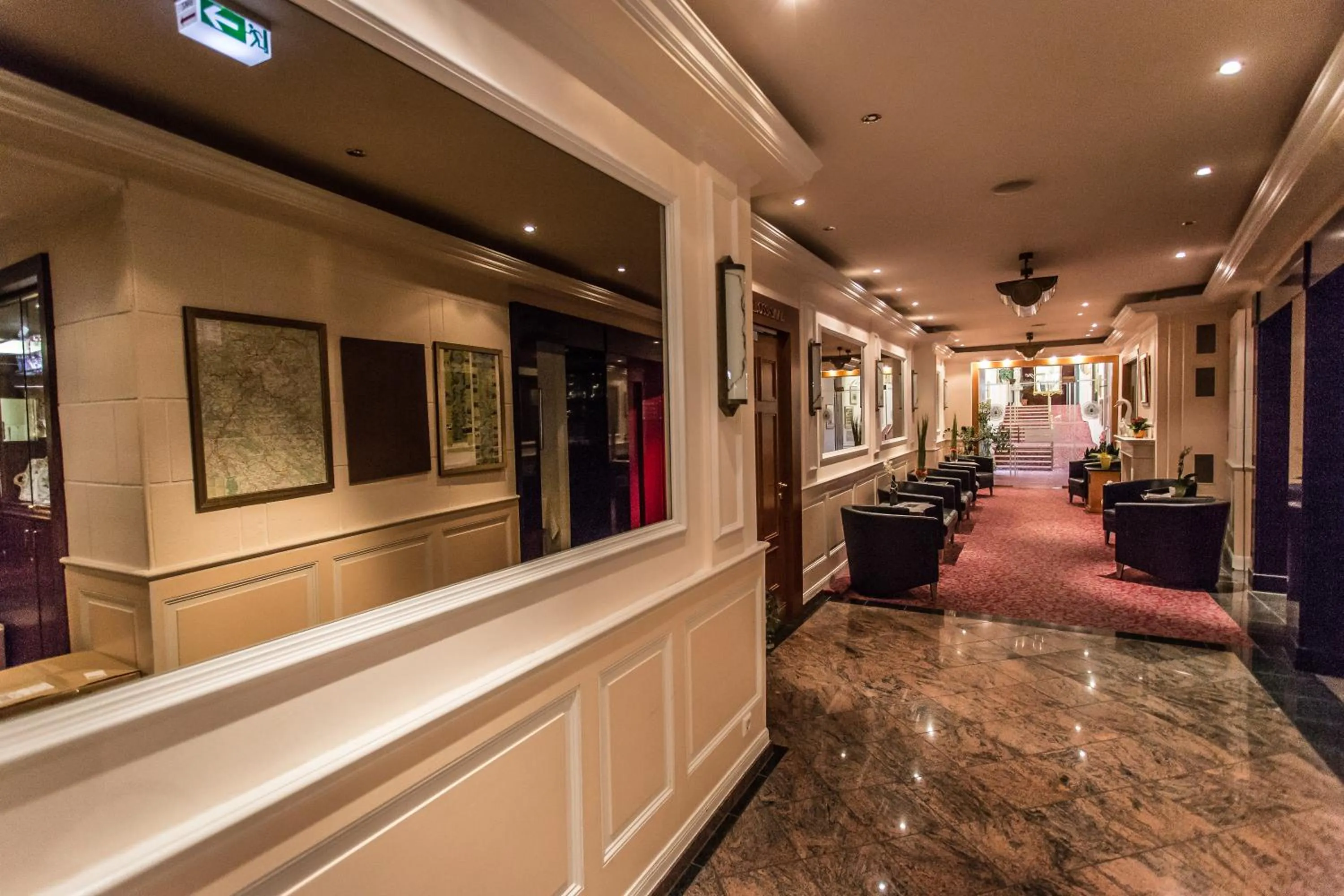 Lobby or reception in Schloß-Hotel Petry