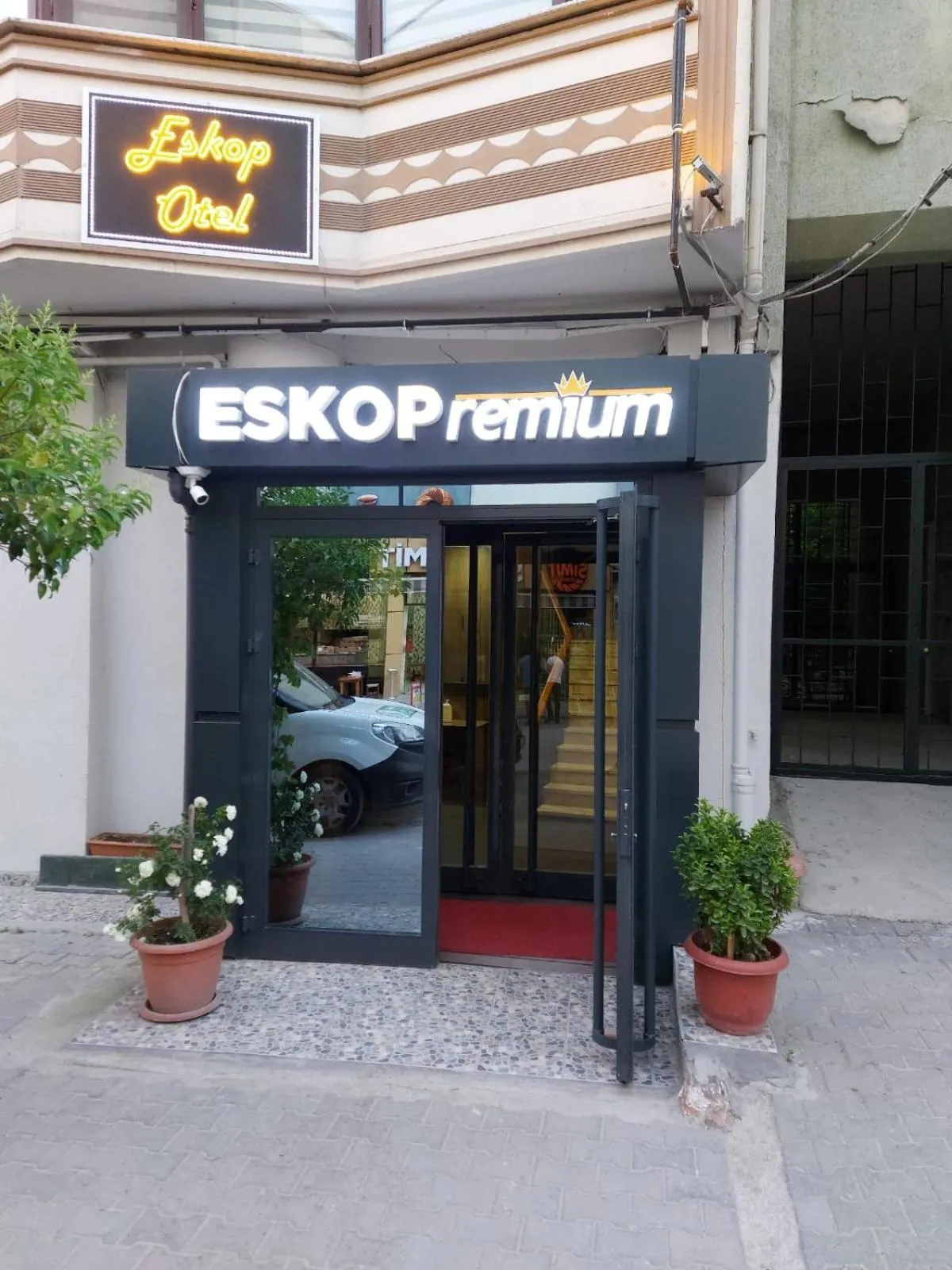 Facade/entrance in ESKOPPremium OTEL