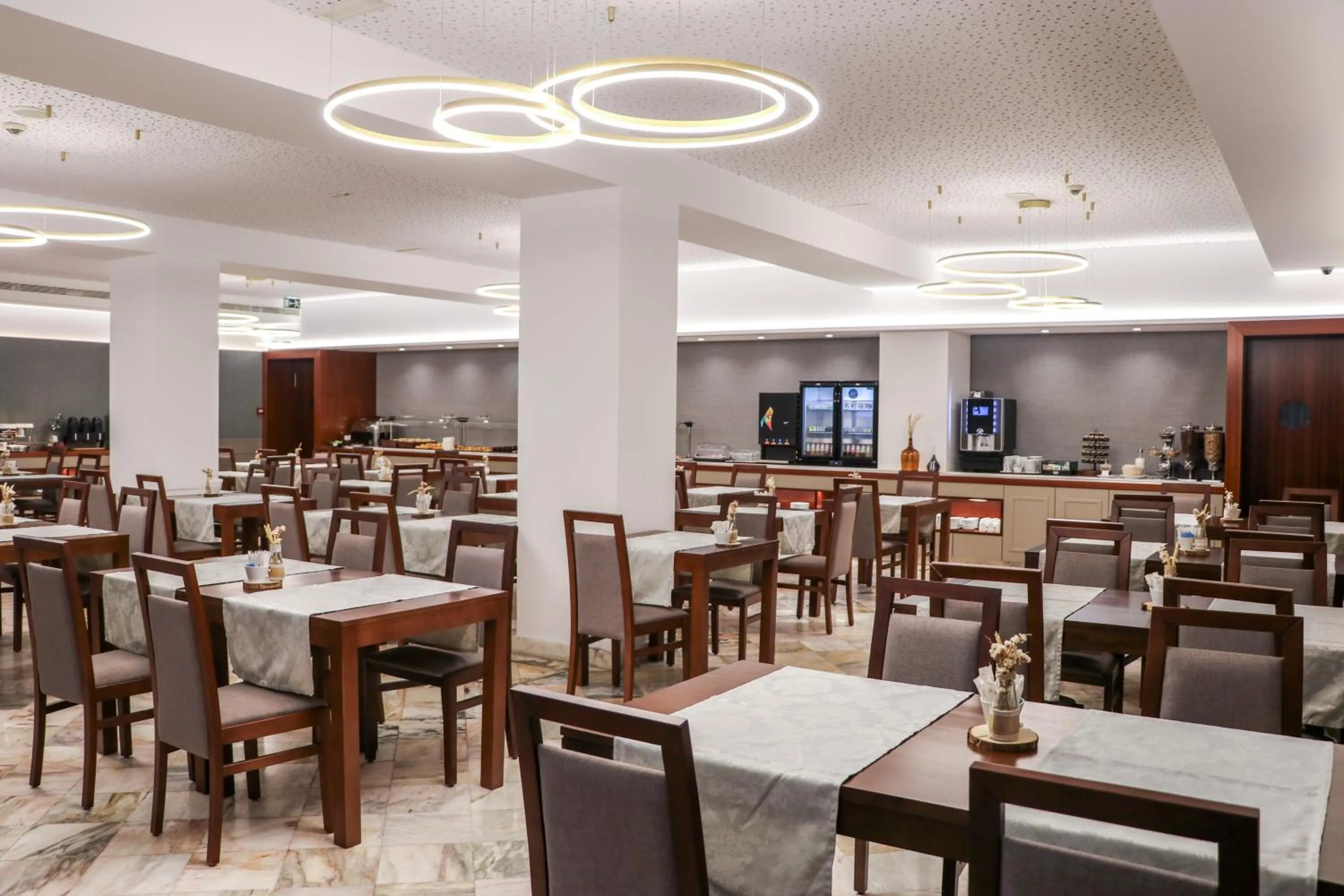 Breakfast in Hotel São Bento da Porta Aberta & Spa