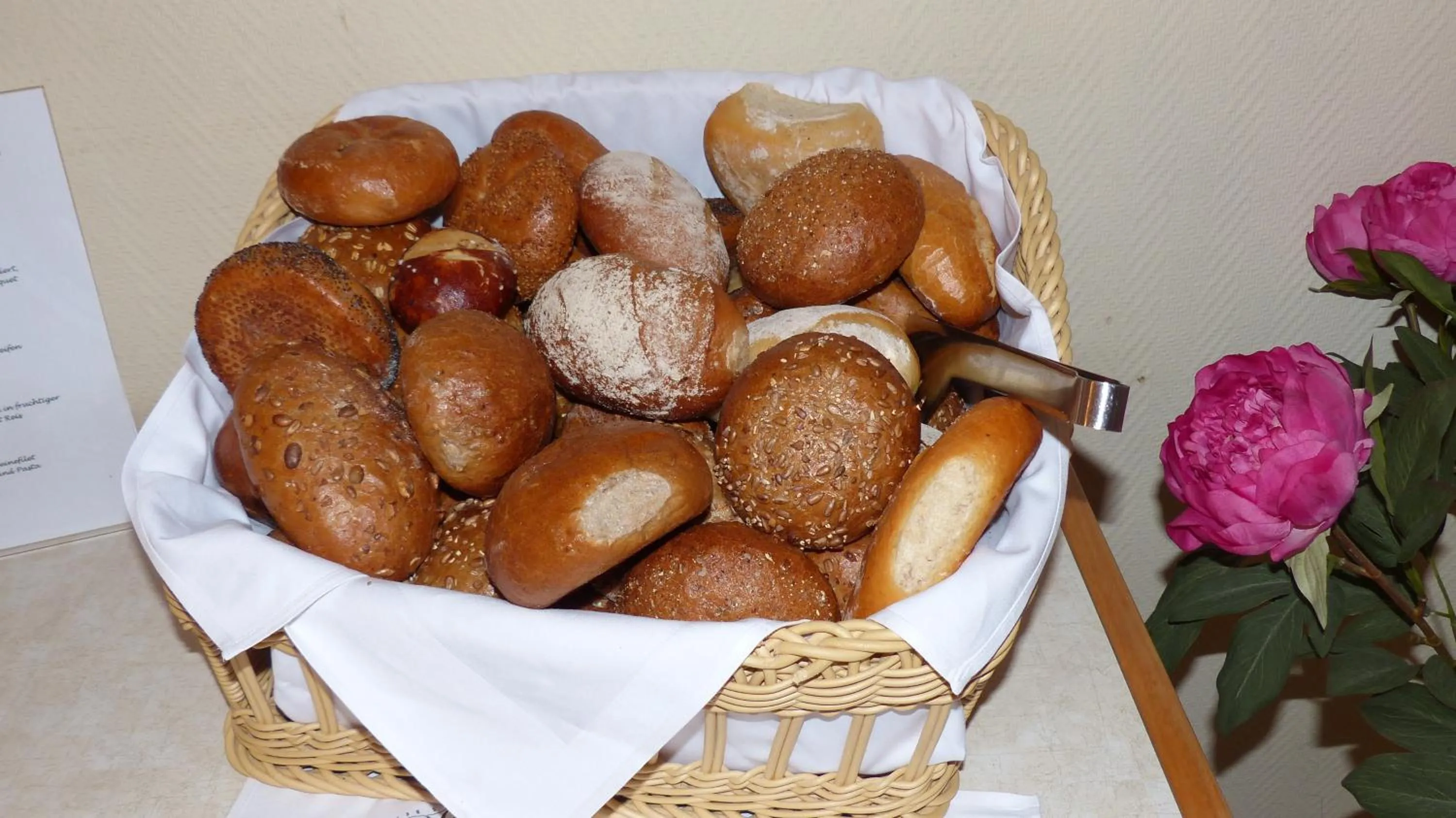 Buffet breakfast in Central Hotel Eschborn