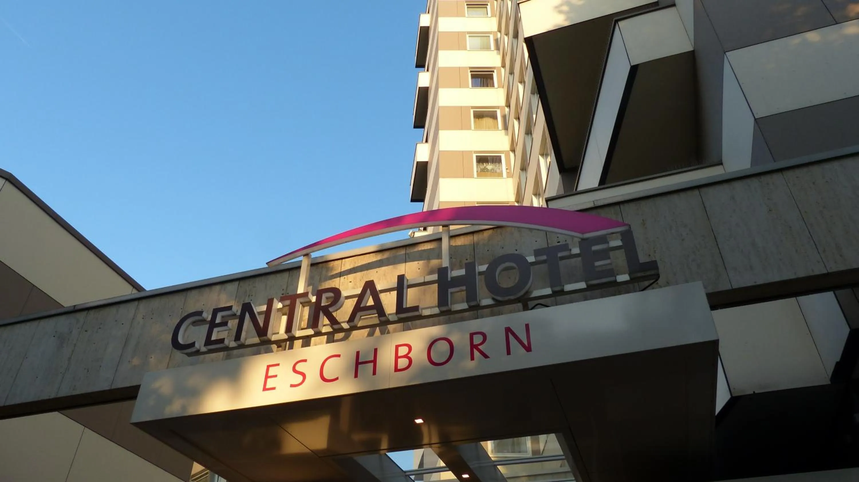 Facade/entrance in Central Hotel Eschborn