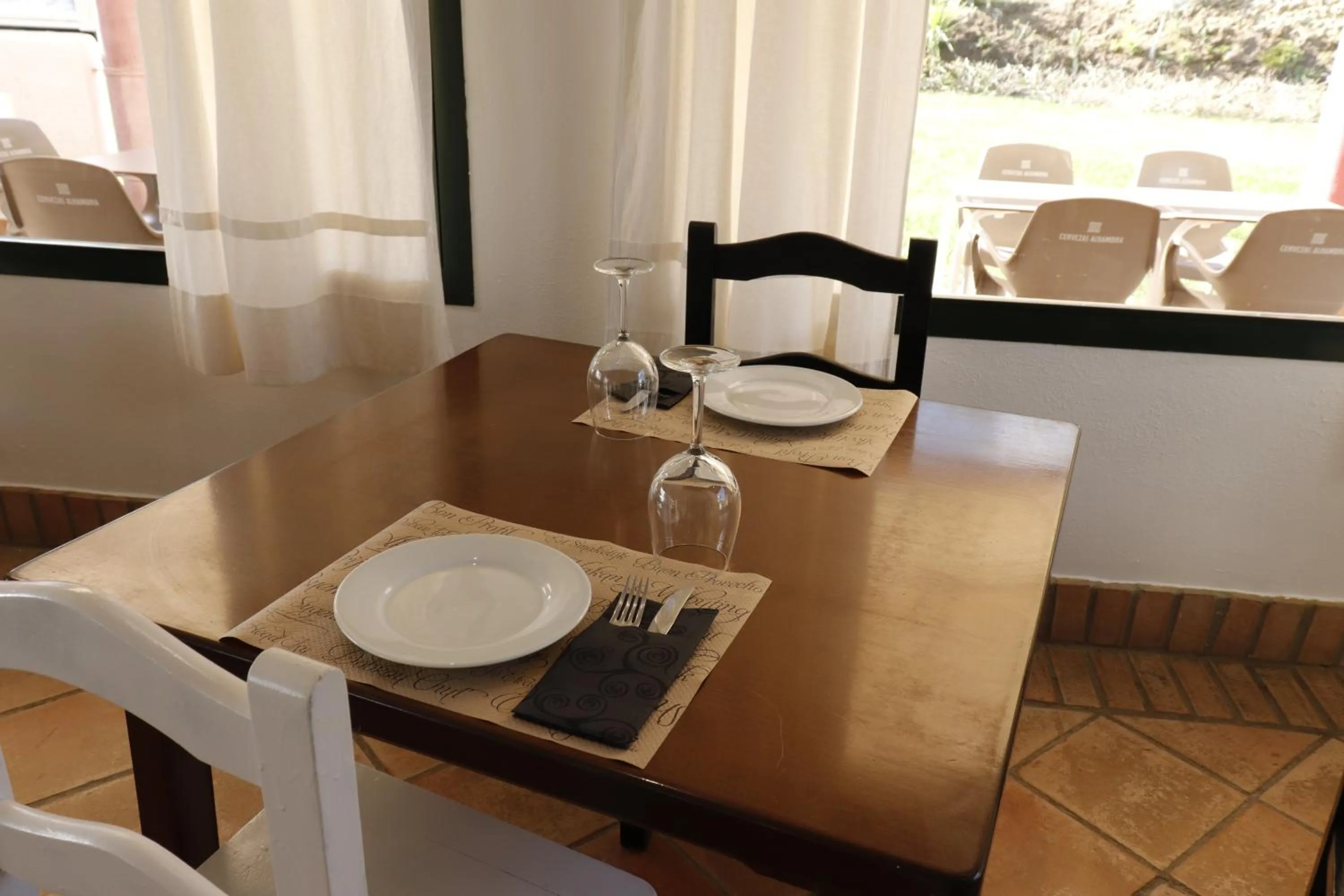 Dining area in Hostal Restaurante Benalup Golf