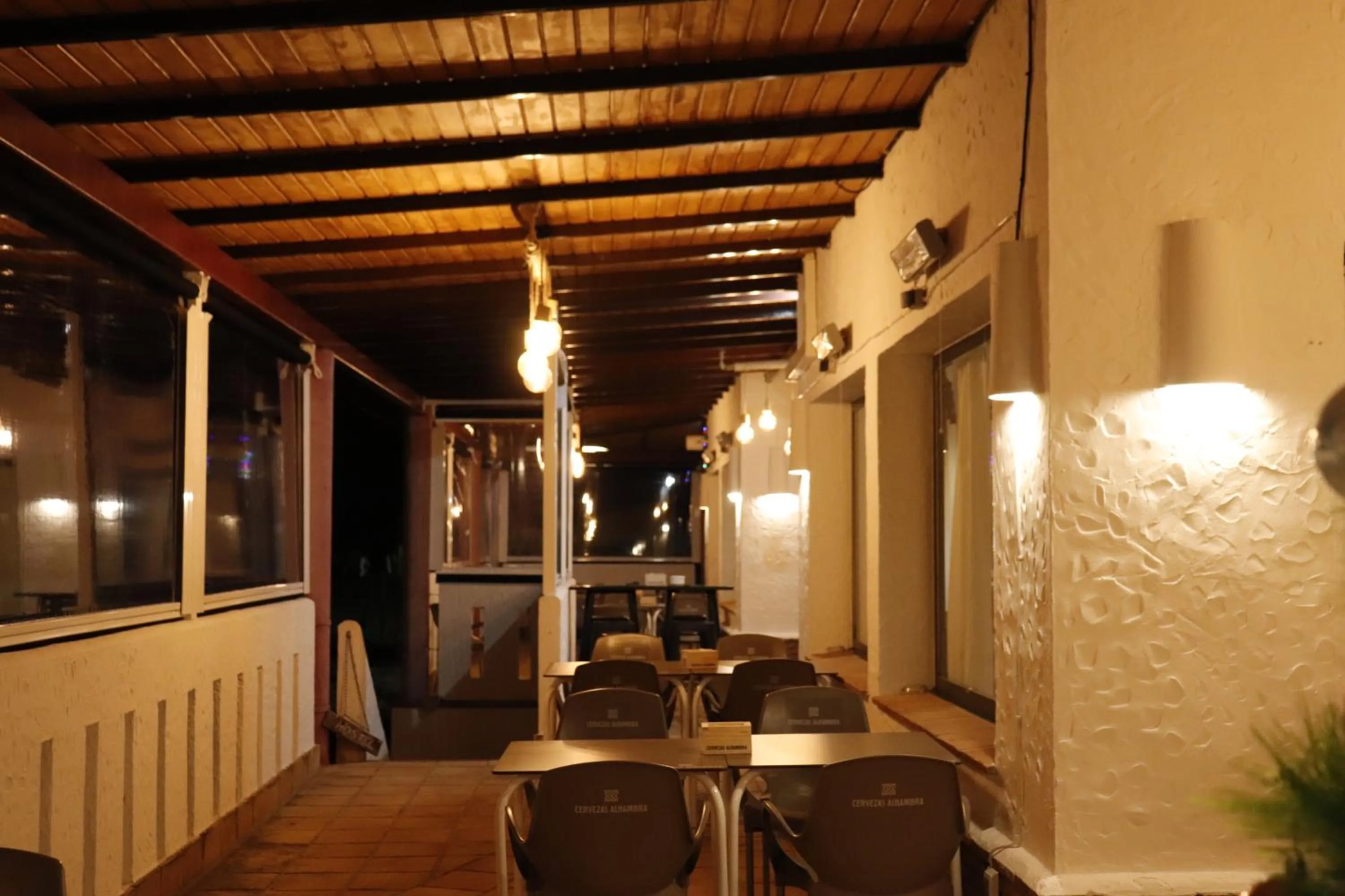 Restaurant/places to eat in Hostal Restaurante Benalup Golf