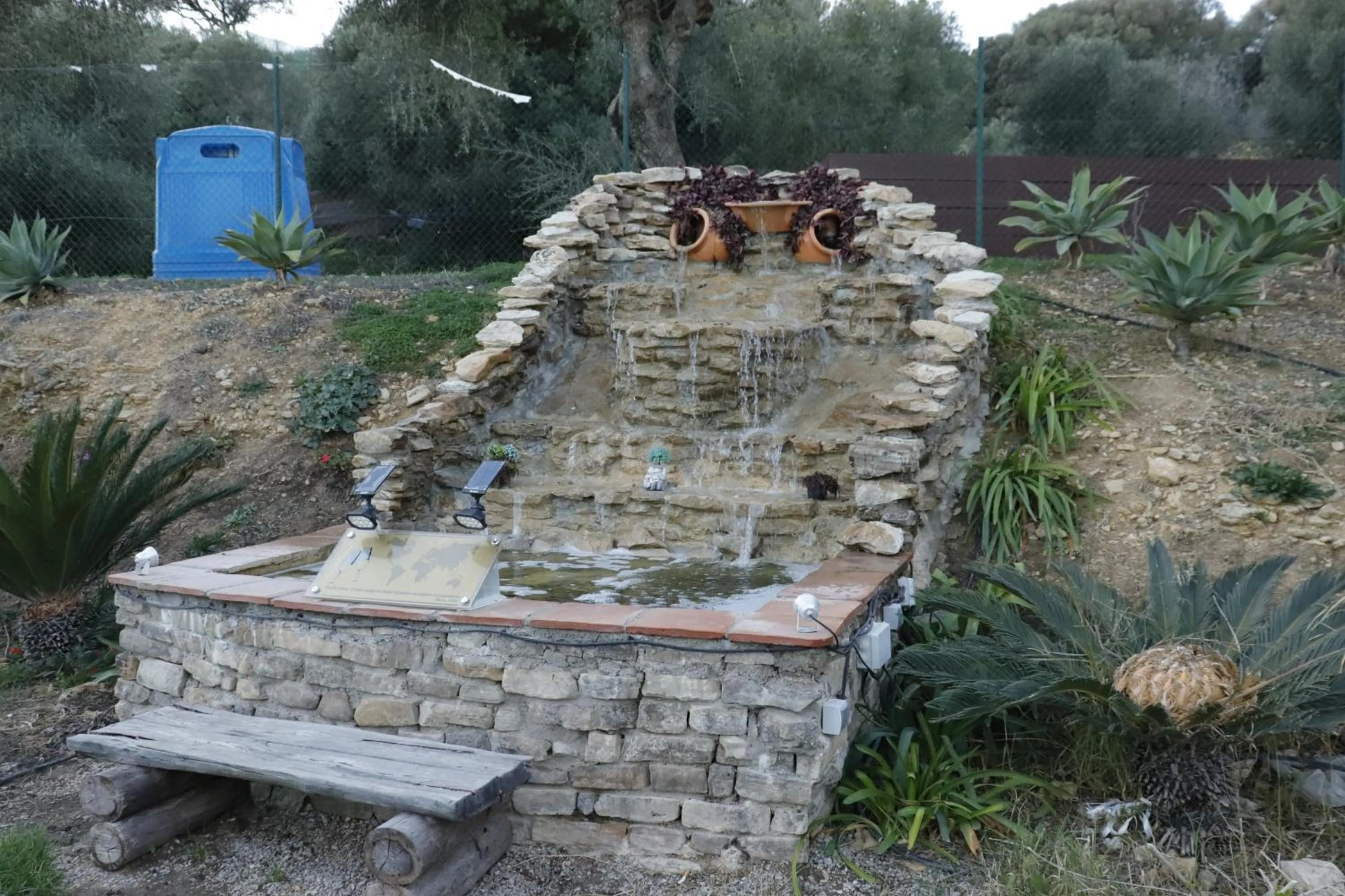 Garden in Hostal Restaurante Benalup Golf